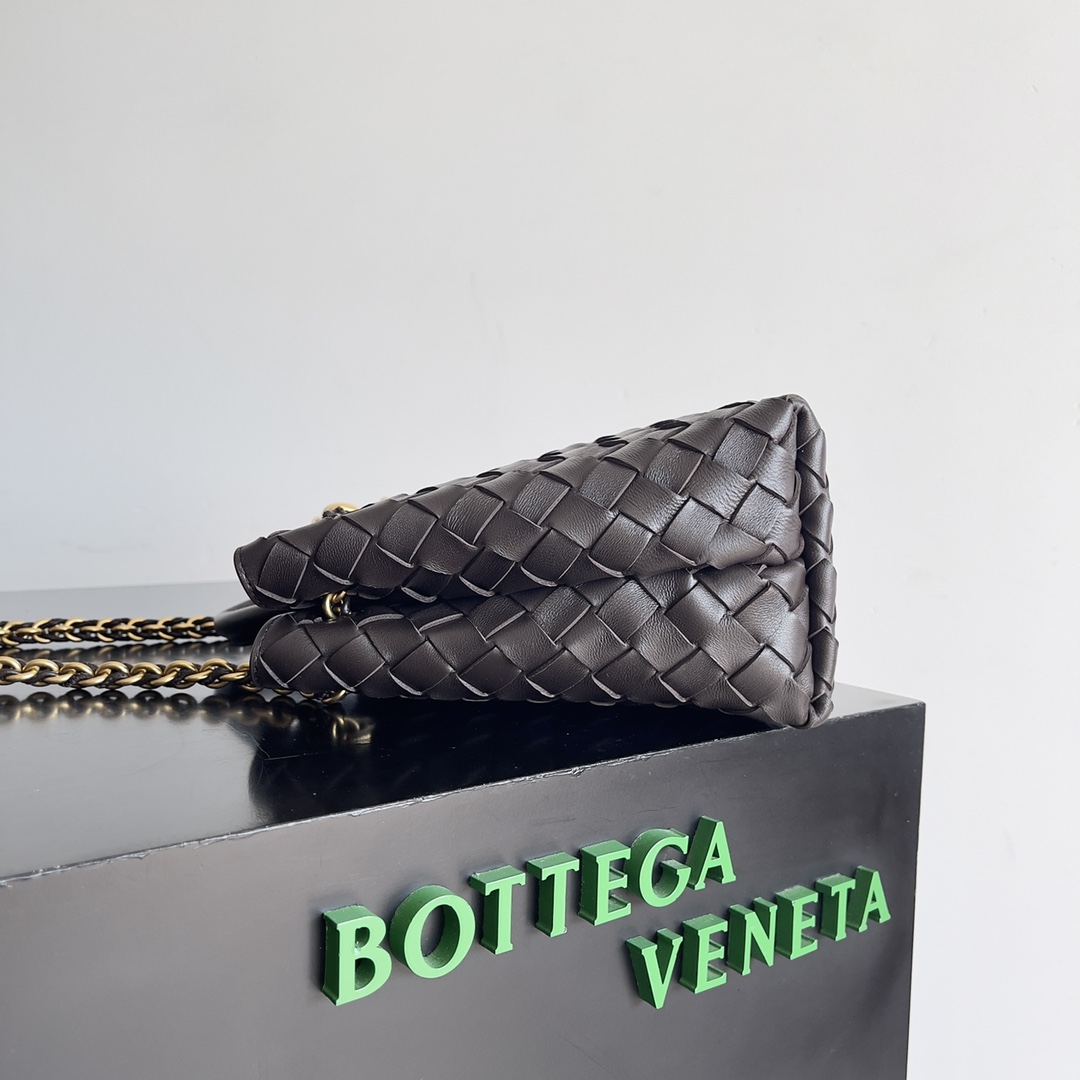 b0tte*a Ven*ta andiamo-25*22*10.5cm