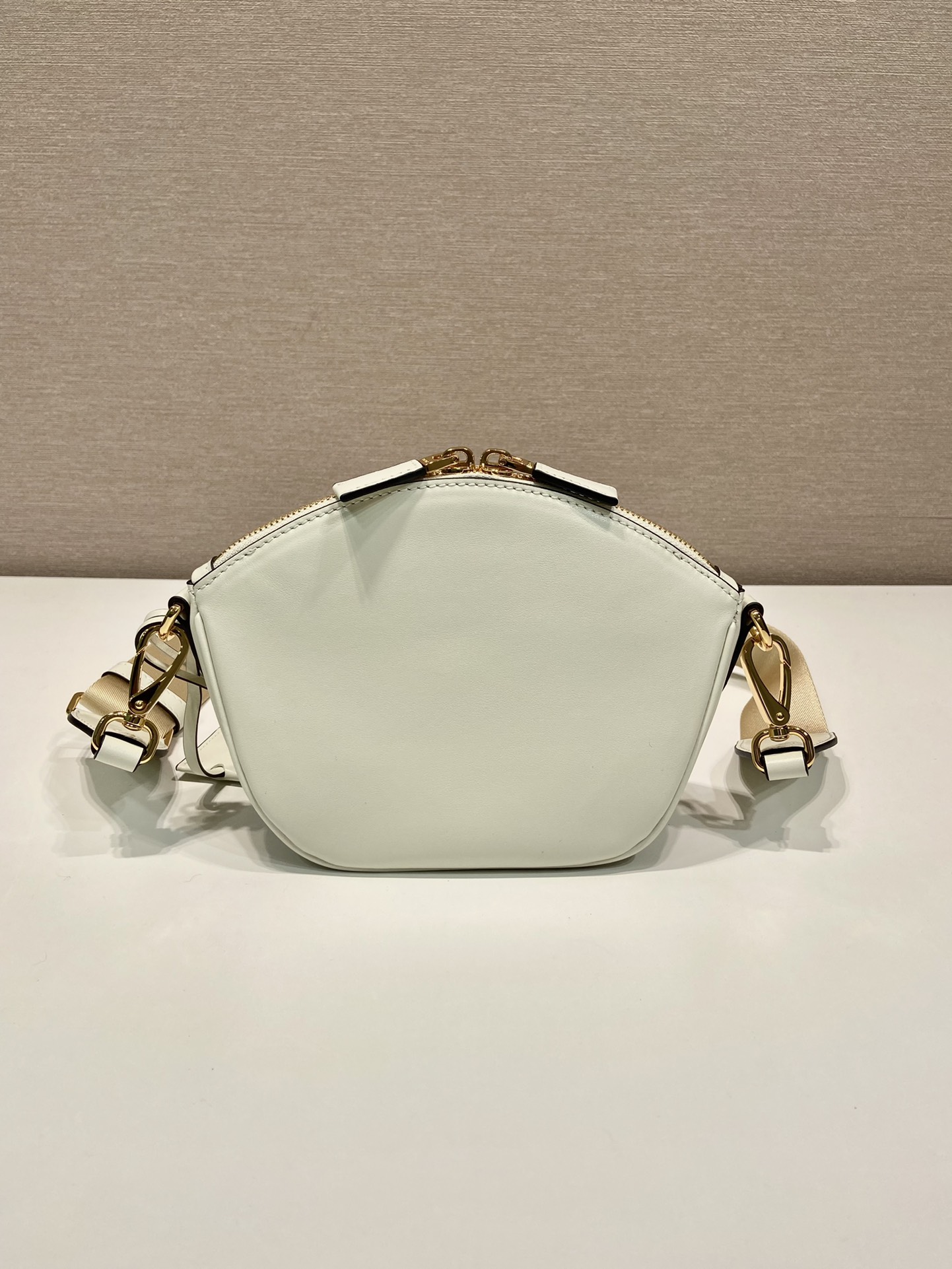 Pra*a 1bh212 crossbody bag-18*15*8cm