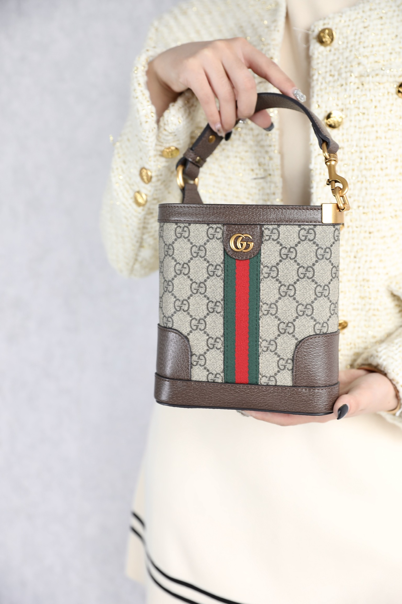 G*u*i ophidia bucket-18 x 16 x 5cm