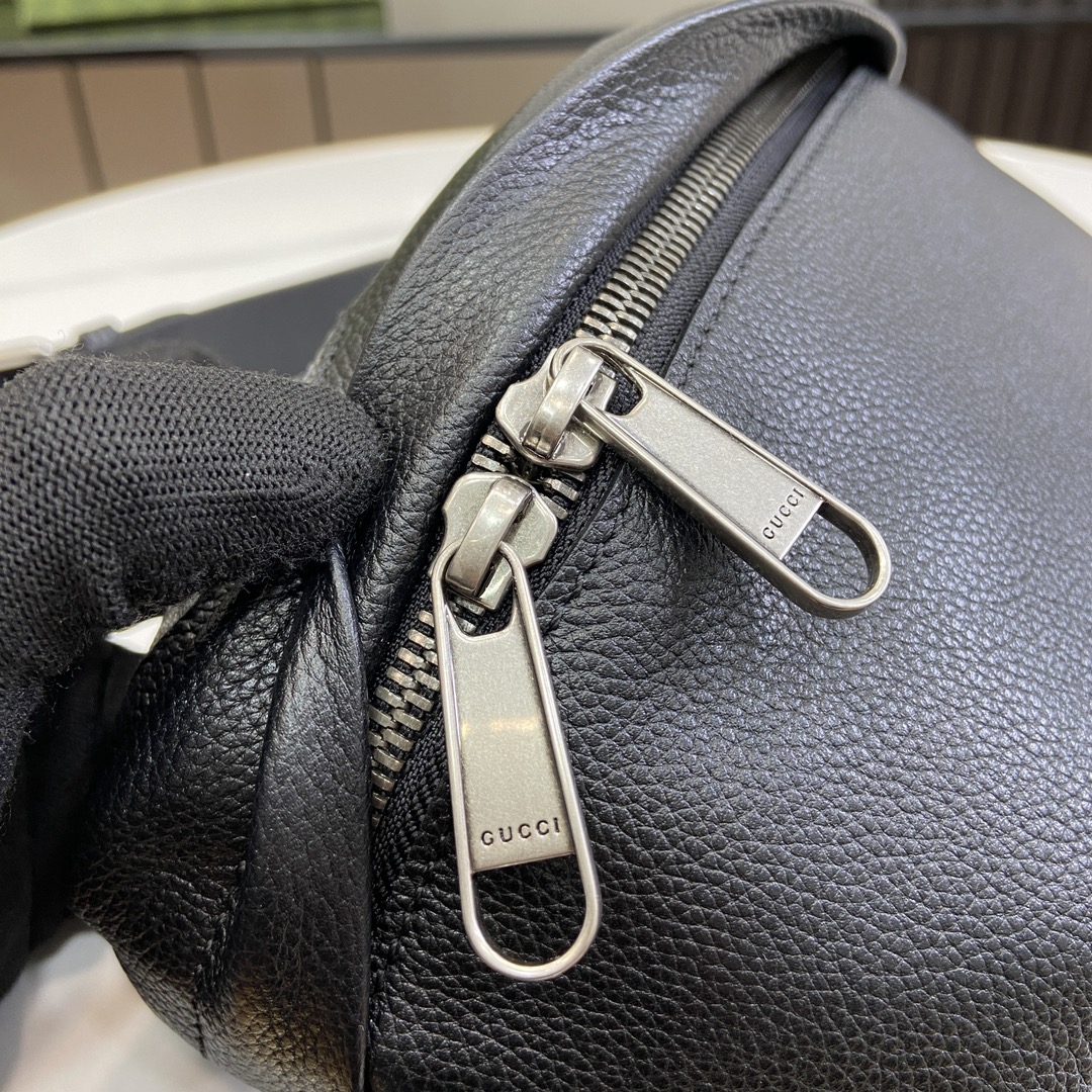 G*u*i waist bag-16*26*8cm