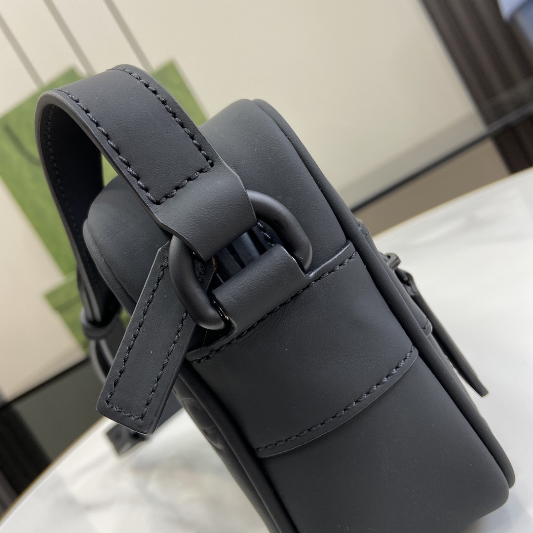G*u*ishoulder bag-13*19*5.5cm