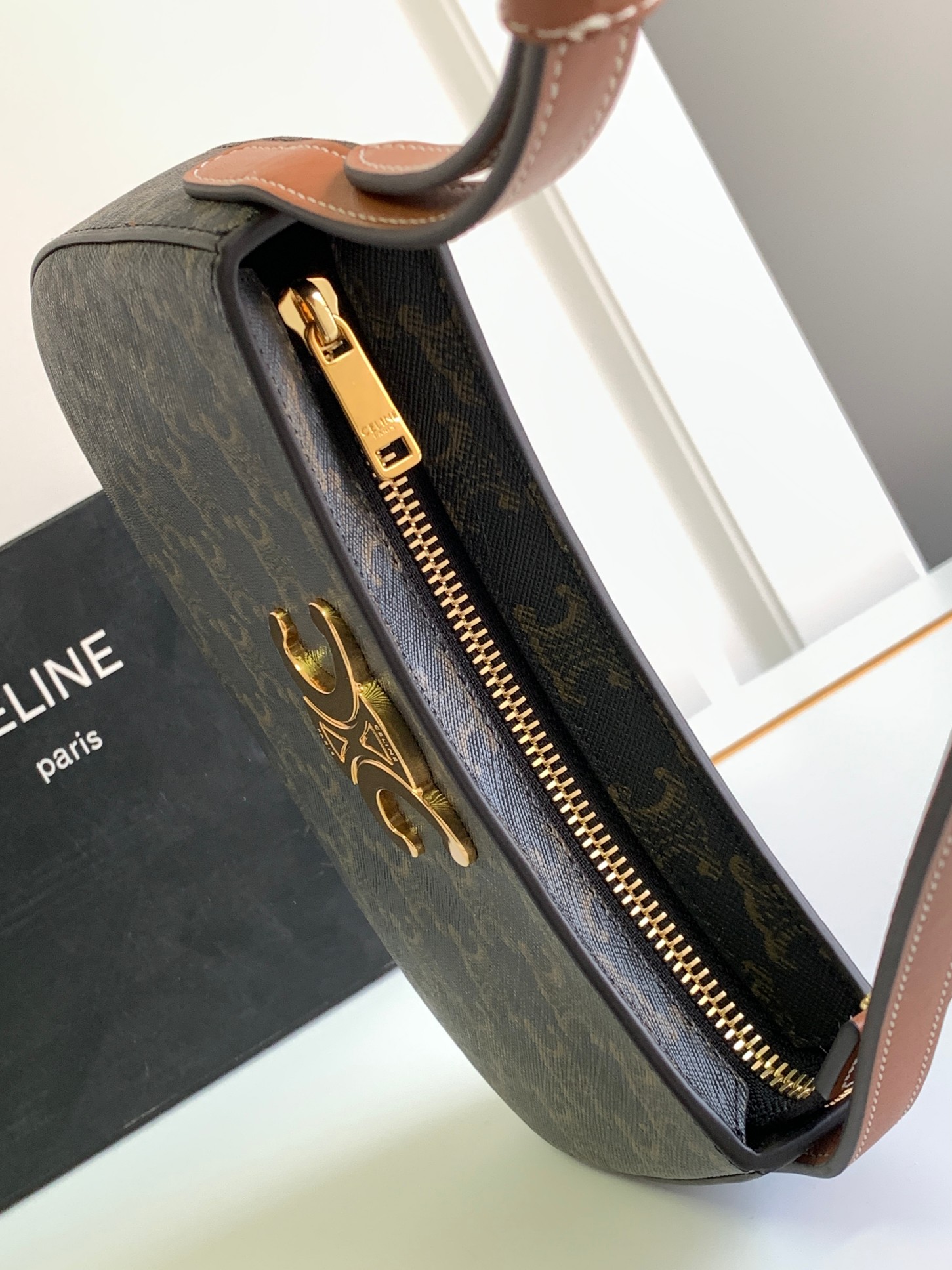 Ce**e tilly hobo bag-22 x 13.5 x 4cm