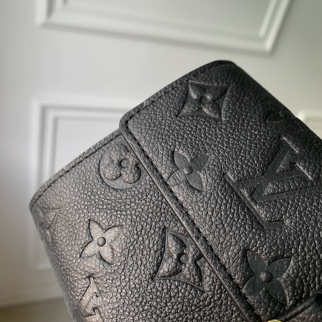 l0*is V*t0n wallet-19*11*3cm