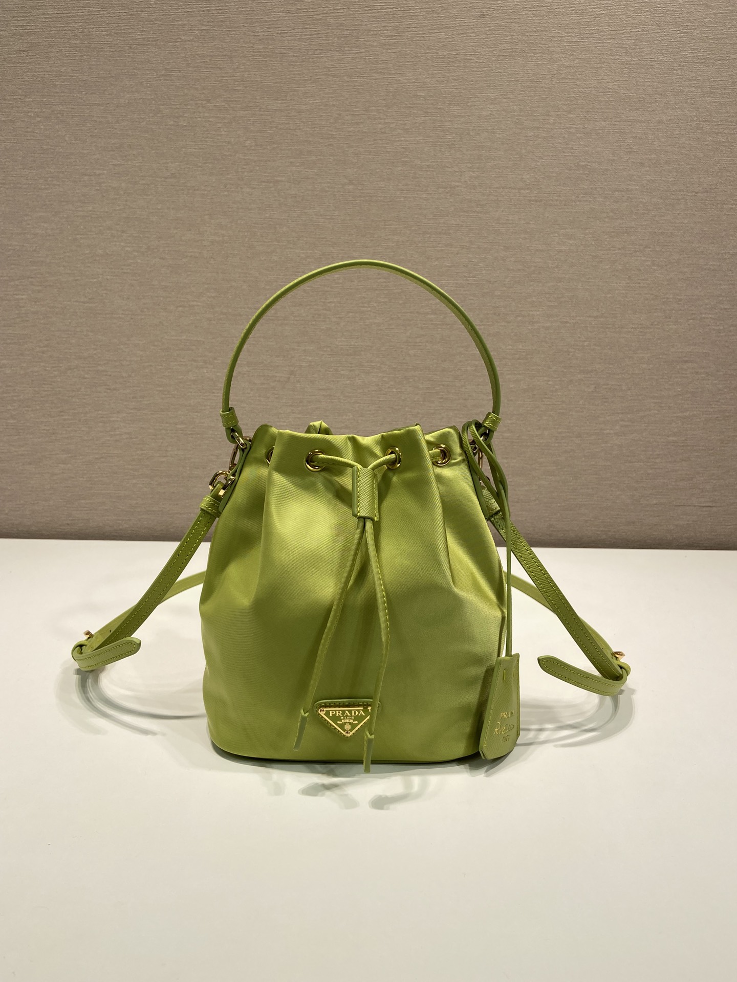 Pra*a 1be067 bucket bag-15.5*19.5*10cm