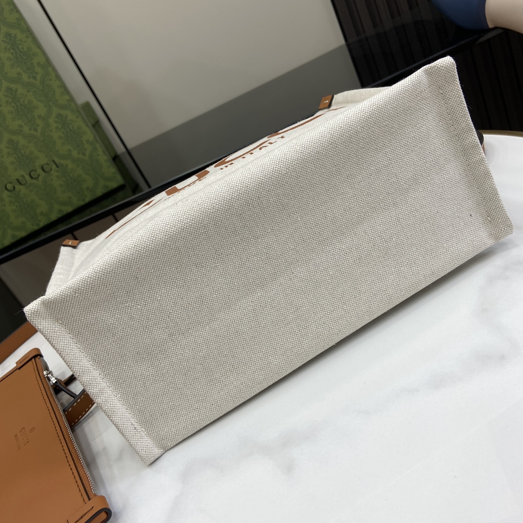 G*u*i tote-28*19.5*12cm