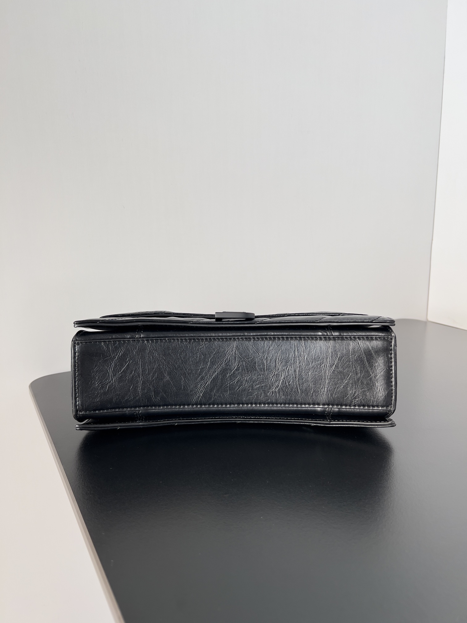 Ba*len*cia*ga crush chain bag-25.5*10*15.5cm