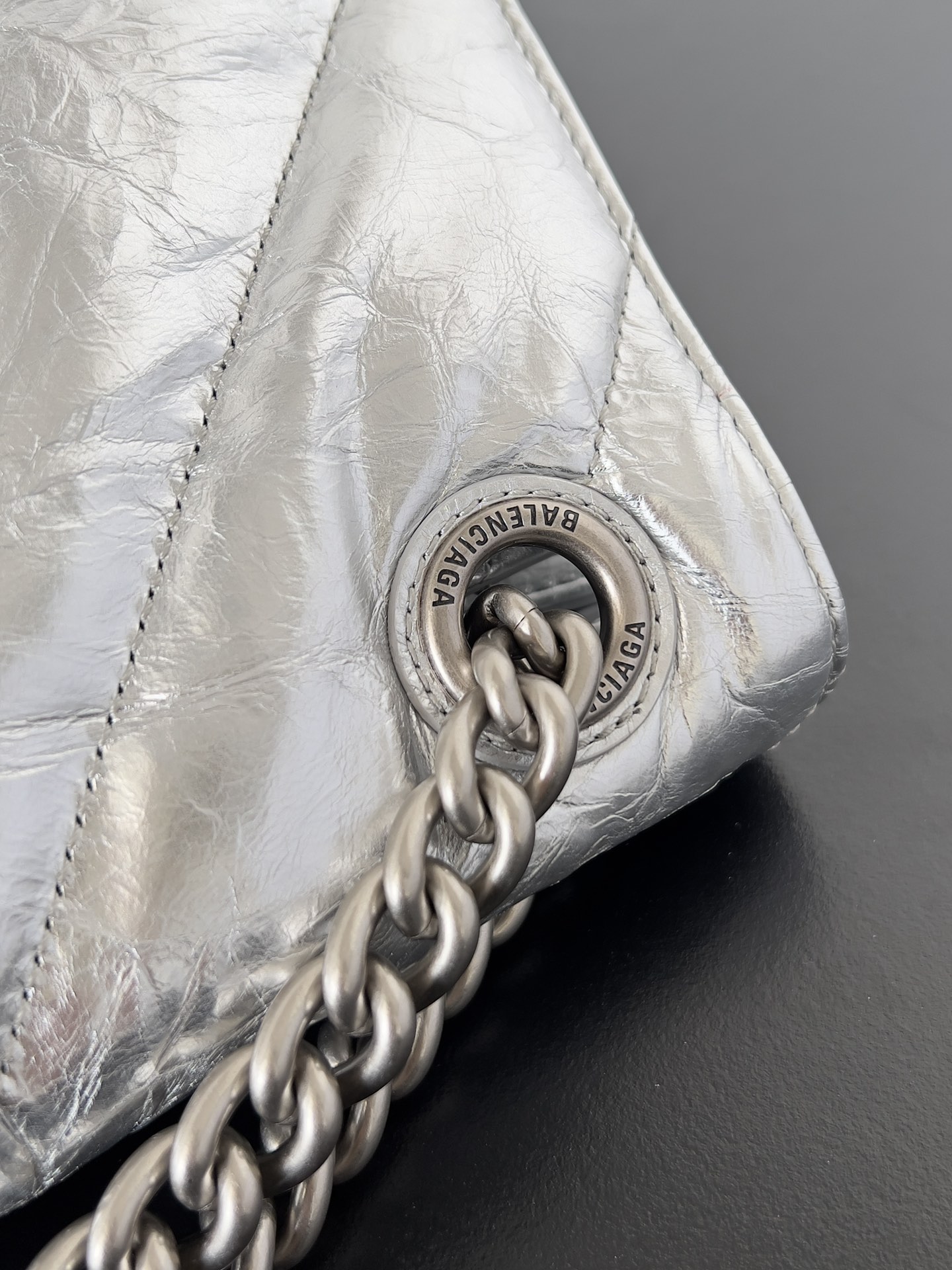 Ba*len*cia*ga crush chain bag-32*13*20.5cm