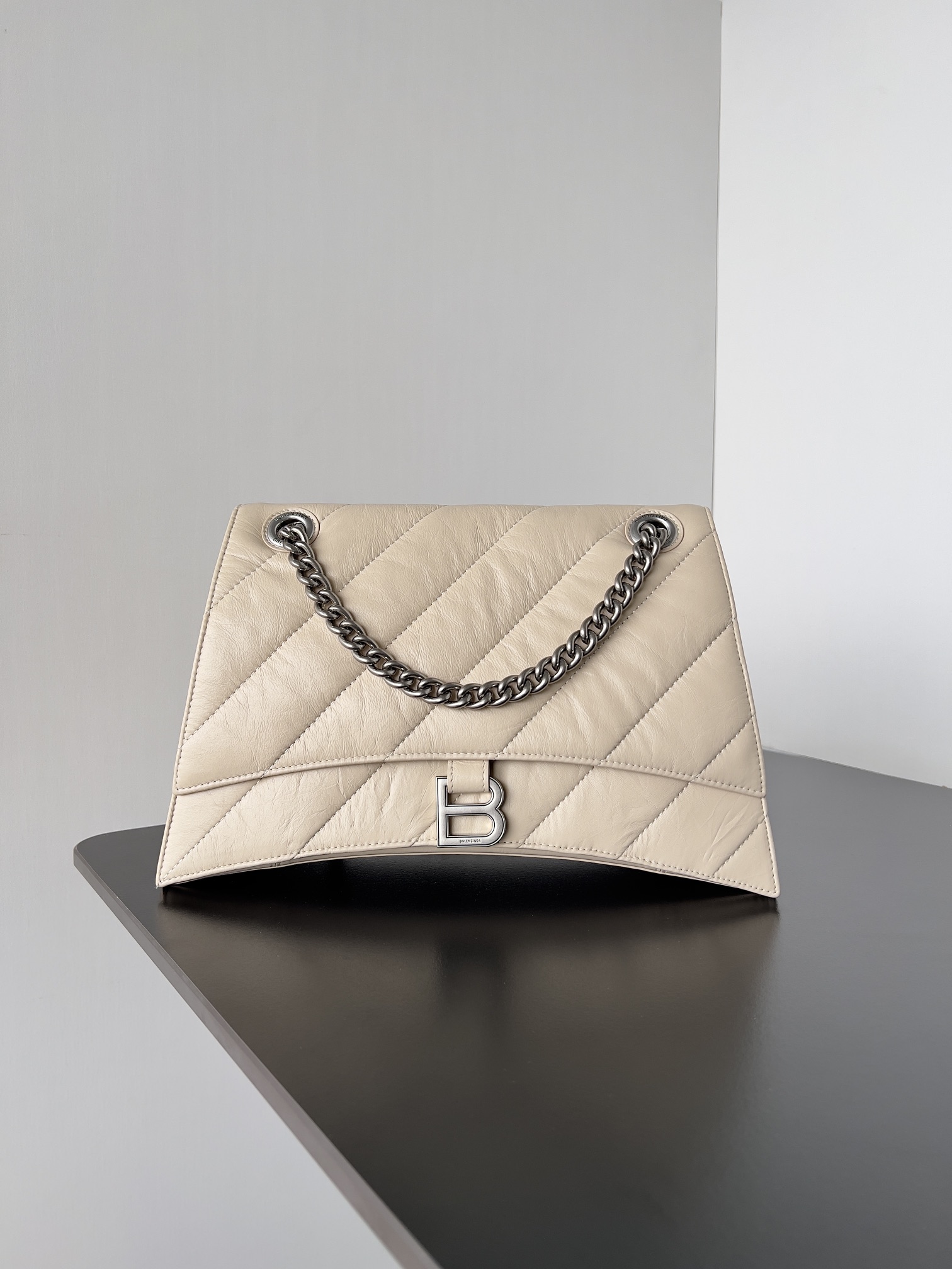 Ba*len*cia*ga crush chain bag-32*13*20.5cm