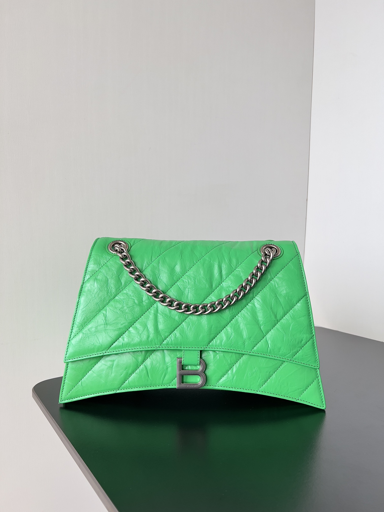 Ba*len*cia*ga crush chain bag-32*13*20.5cm
