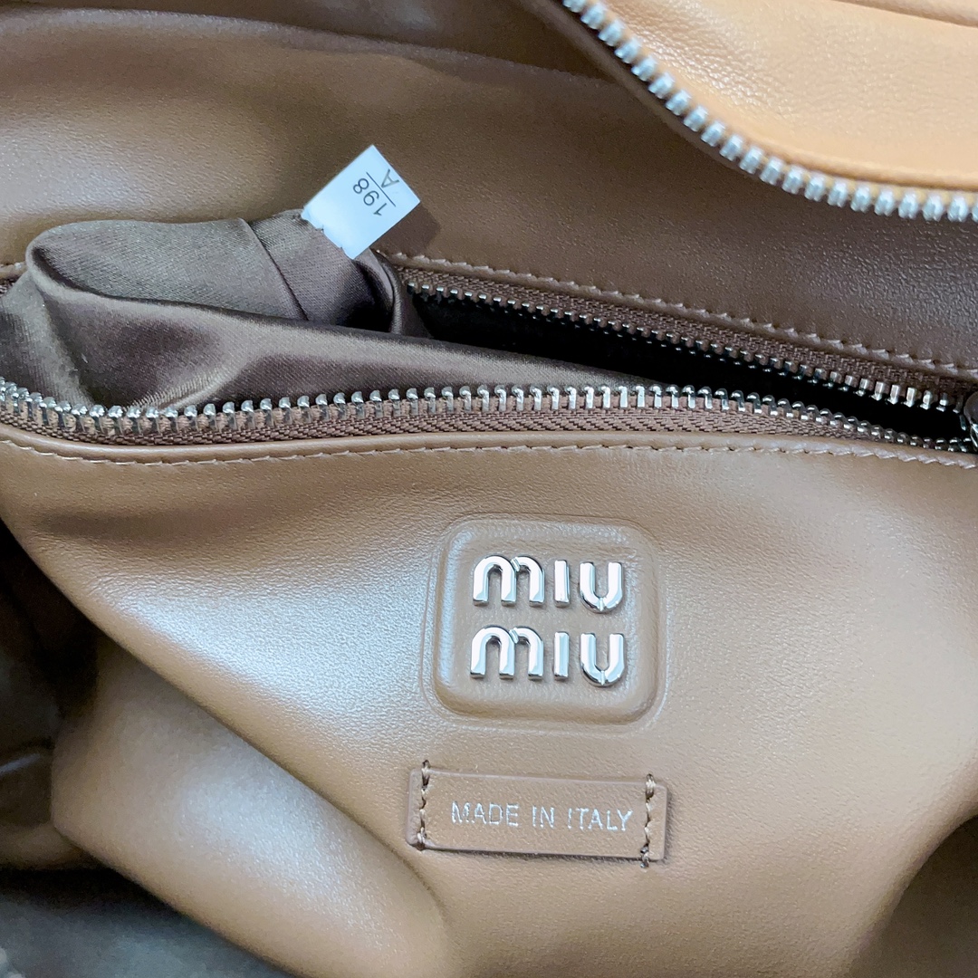 M*um*u tote-32x21x12.5cm