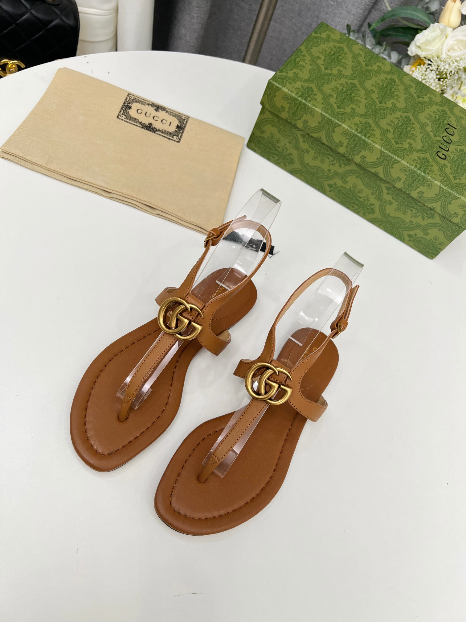G*u*i slides