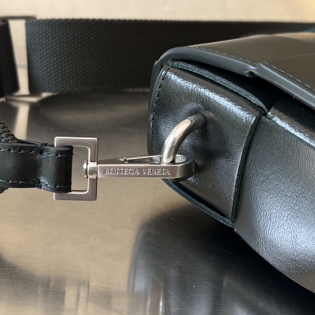 b0tte*a Ven*ta crossbody bag-23x15x5cm
