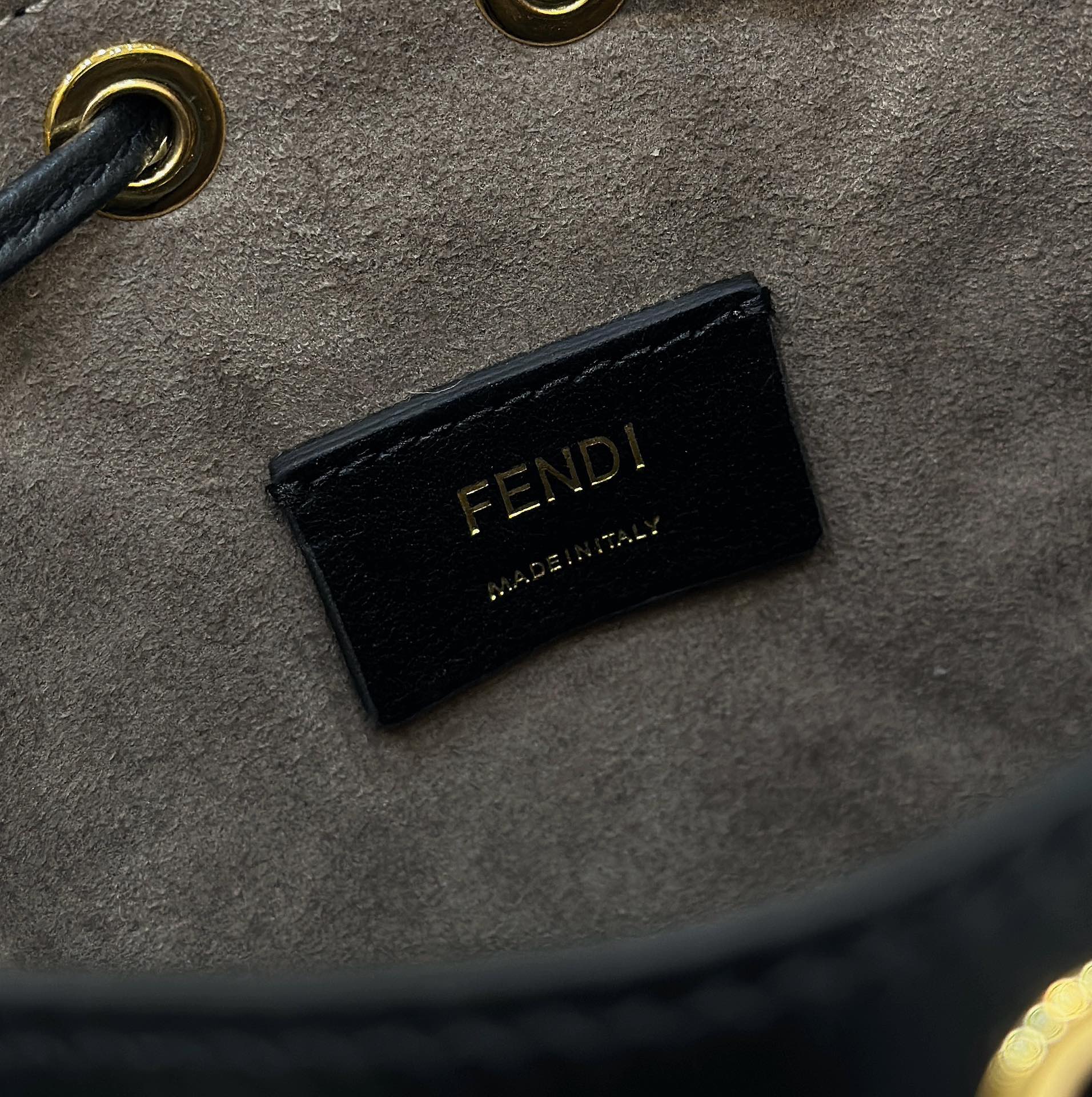 F**di mini mon tresor bag -12x18x10cm