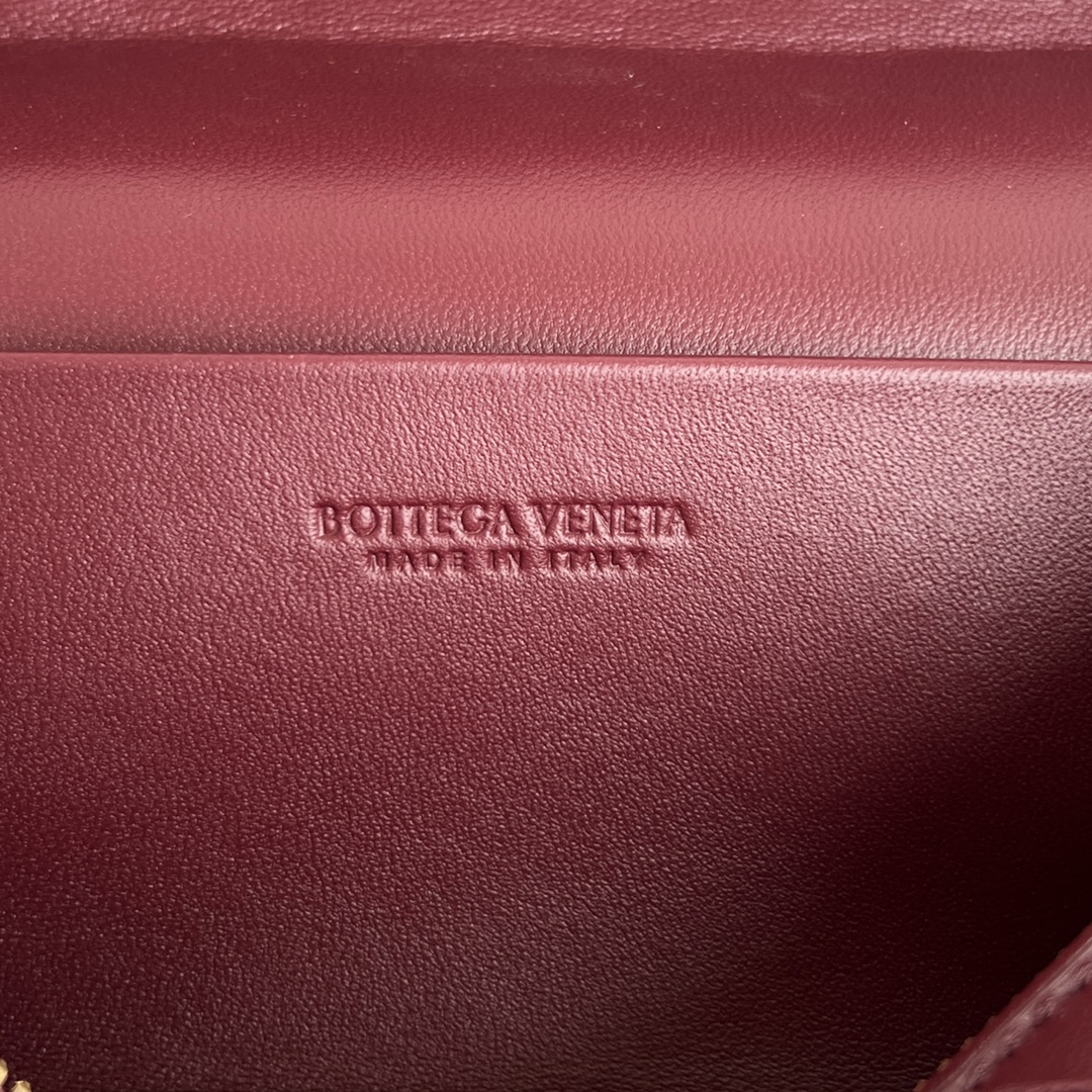 b0tte*a Ven*ta vanity case bag-22x12.5x5cm
