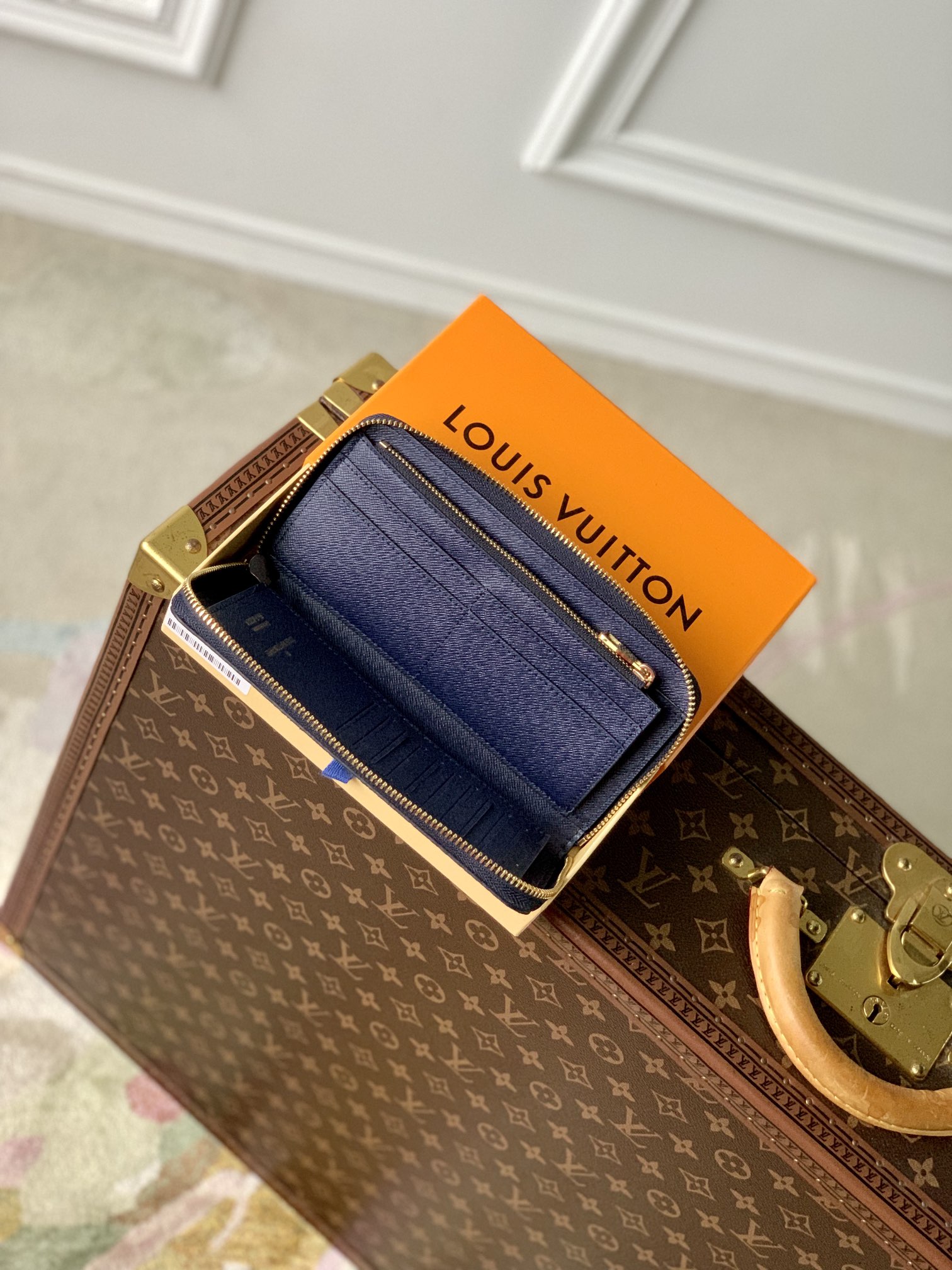 l0*is V*t0n zippy wallet n40675-10 x 20 x 2cm