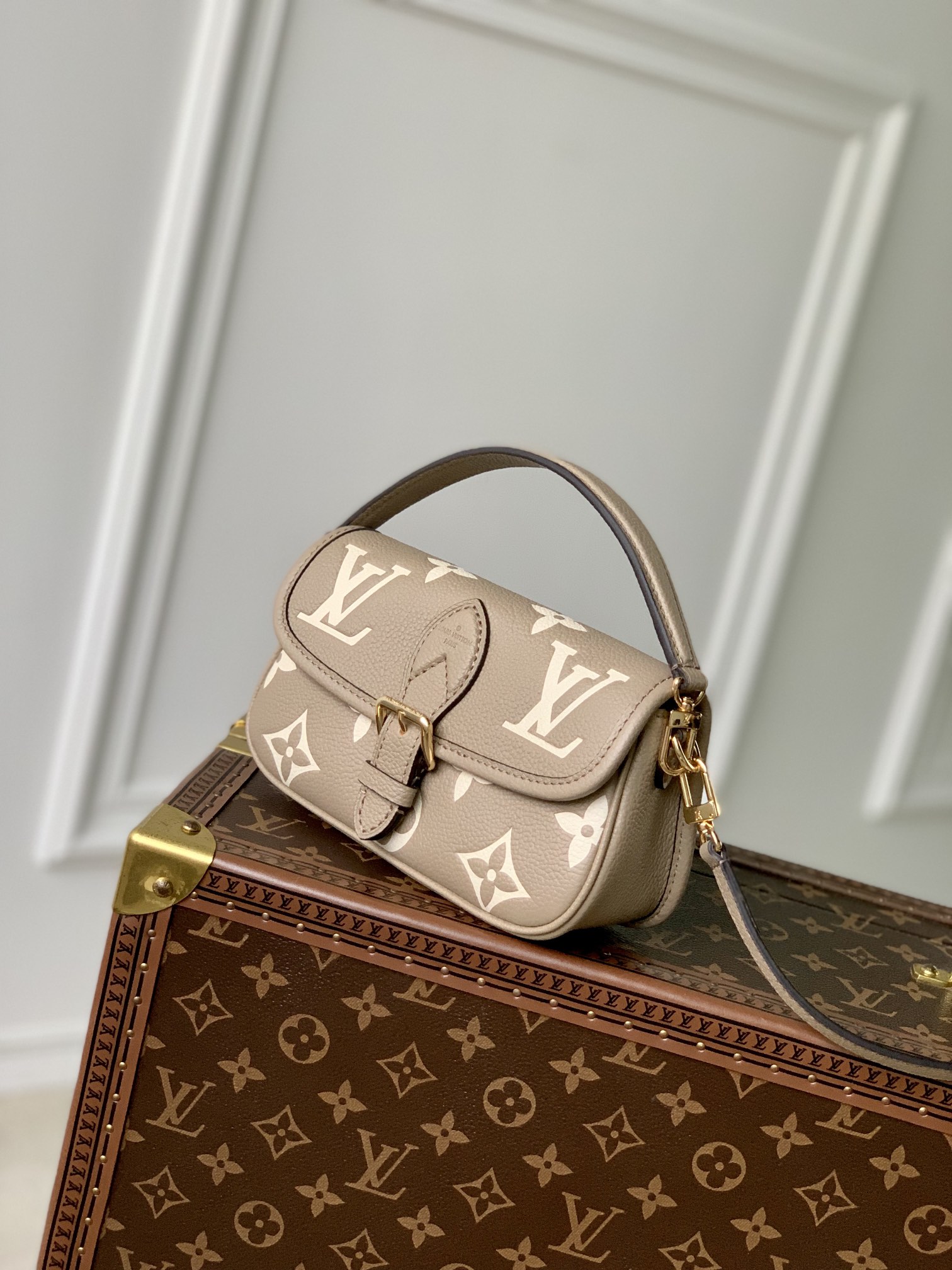 l0*is V*t0n nano diane handbags-m83566-19*10.5*6cm