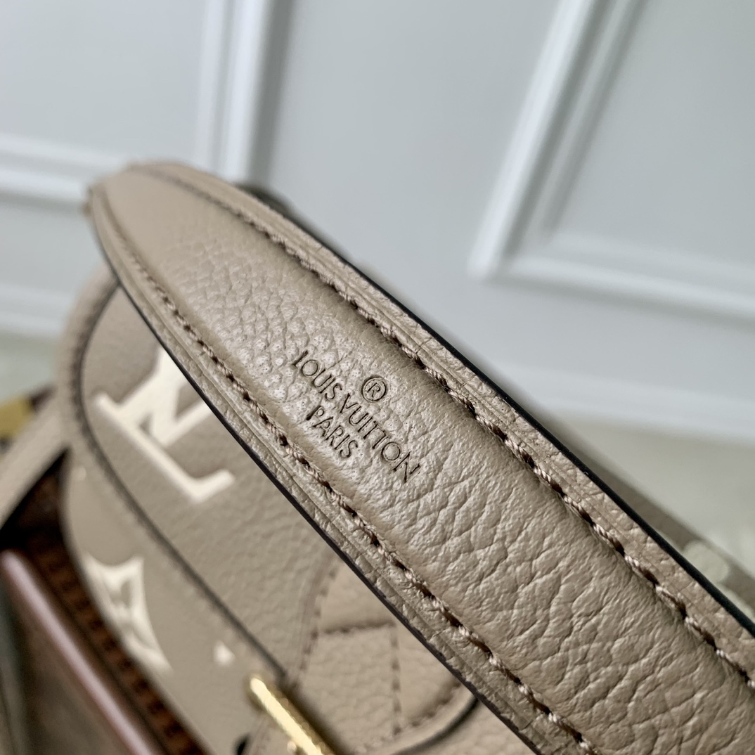 l0*is V*t0n nano diane handbags-m83566-19*10.5*6cm