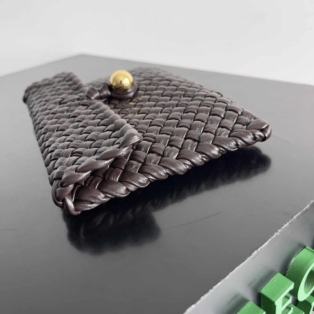 b0tte*a Ven*ta pouch bag-19*12.5*1cm