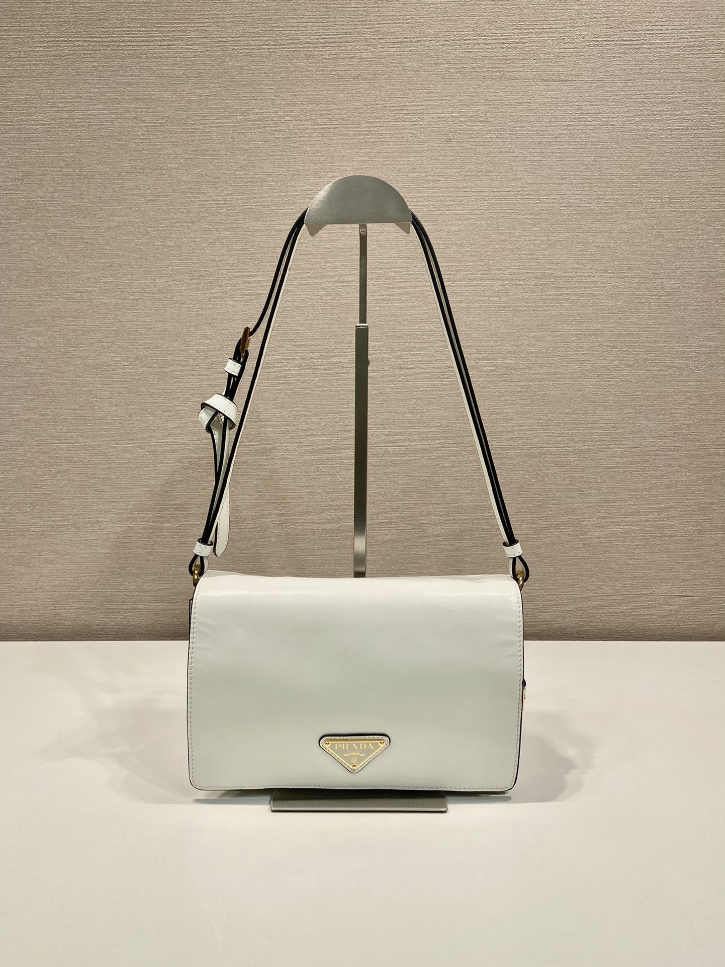 Pra*a 1bd082 messenger bag-23*15*8.5cm