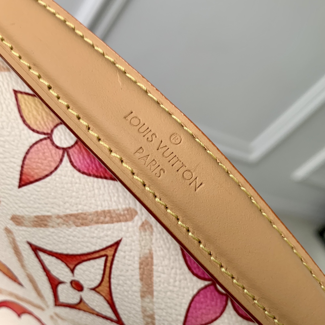 l0*is V*t0n nano diane handbags-m83566-19*10.5*6cm