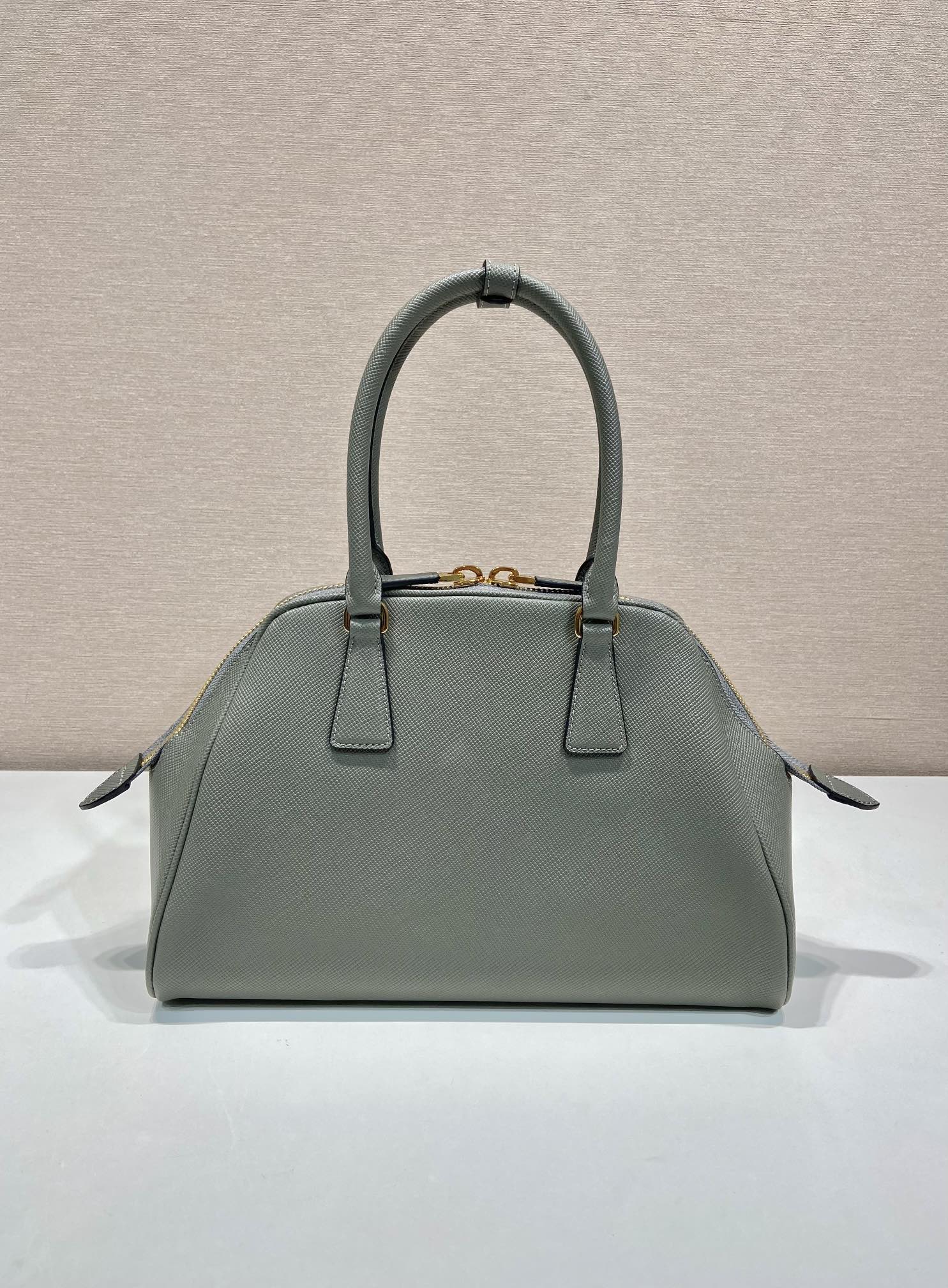 Pra*a 1bg537 shell bag-21*32*10.5cm