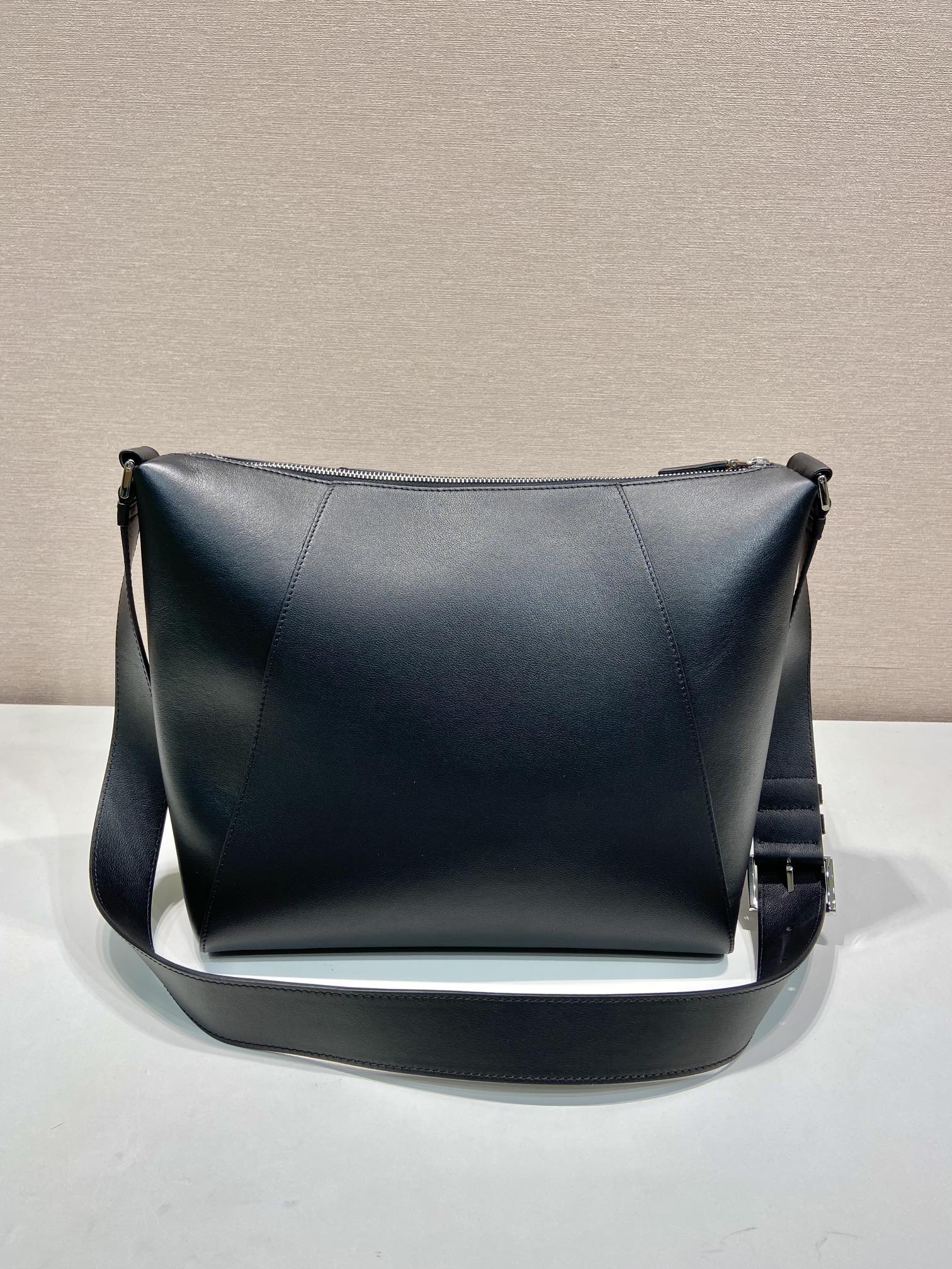 Pra*a 2vh177 messenger bag-30*27.5*14cm