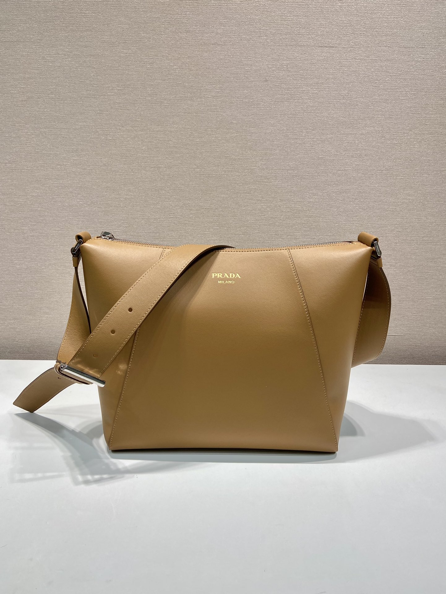 Pra*a 2vh177 messenger bag-30*27.5*14cm