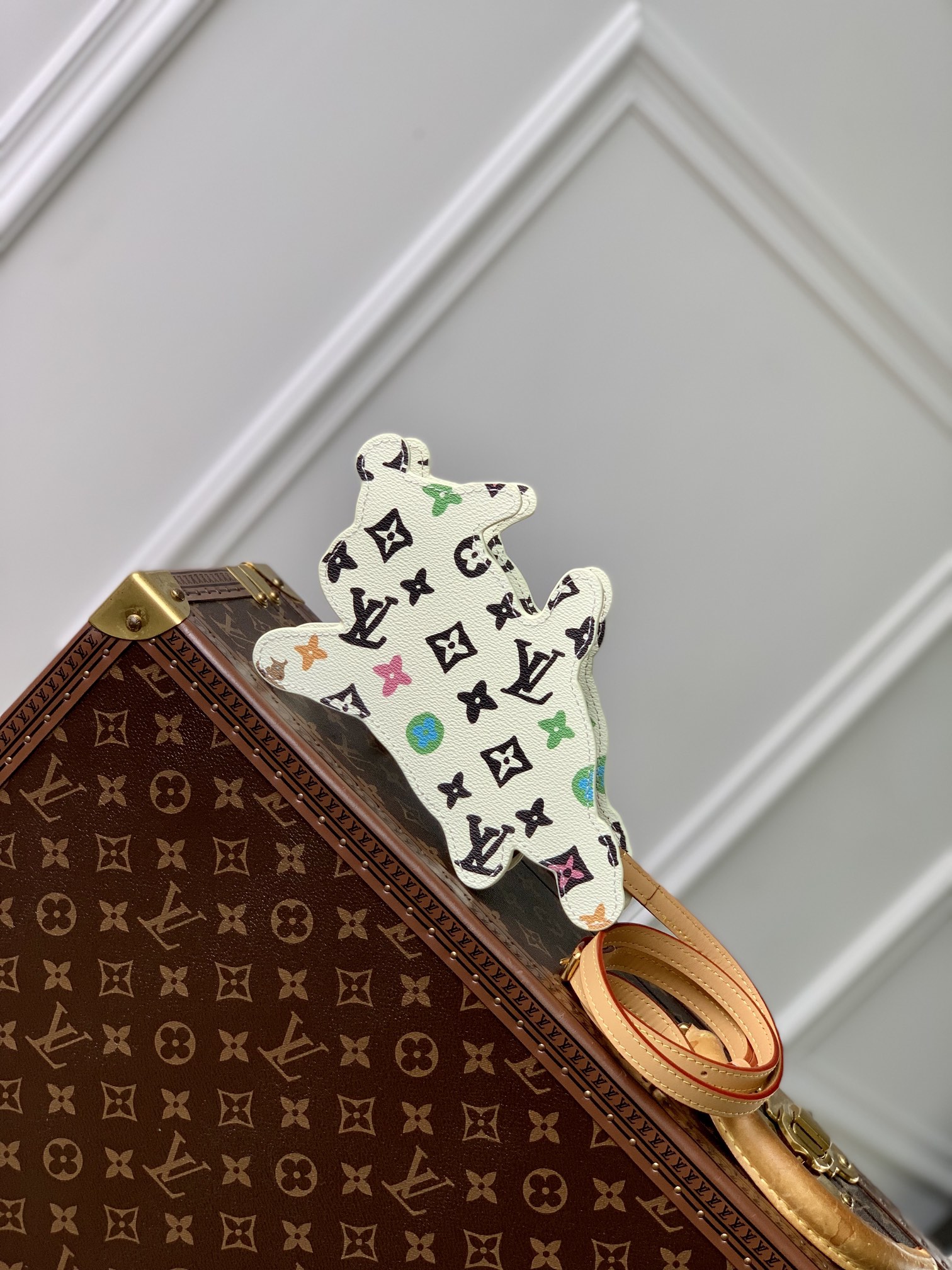 l0*is V*t0n mini crpssbody bag-23 x 16 x 4cm