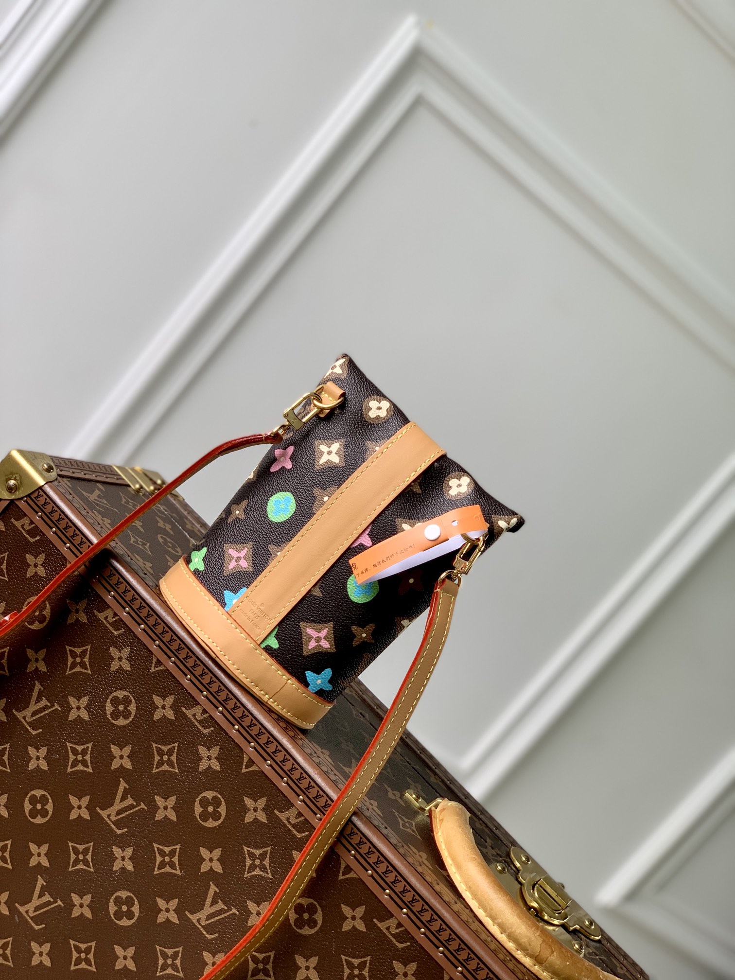 l0*is V*t0n crossbody bag-12.5 x 18 x 8.5cm