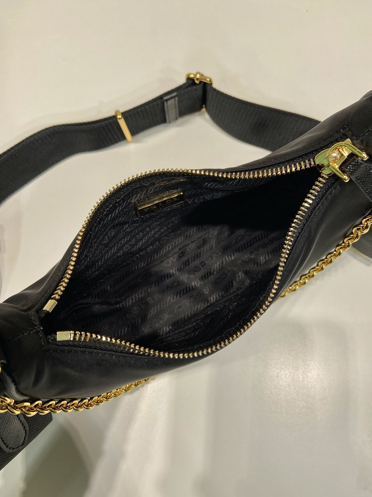 Pra*a nylon hobo bag-1bh204-22*12*6cm