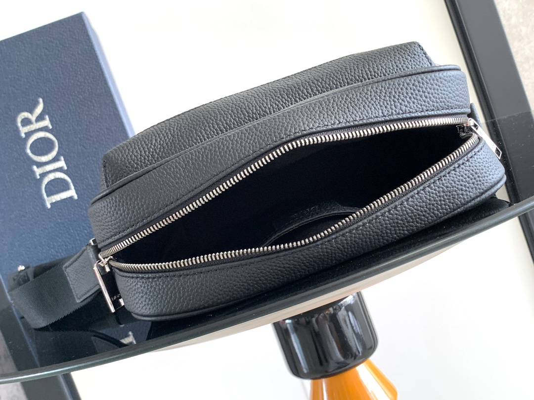 D*or rider 2.0 bag-23 x 17 x 7.5cm