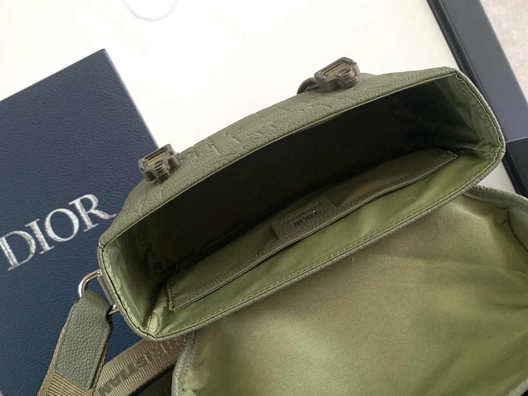 D*or men flap bag-24*18*8cm