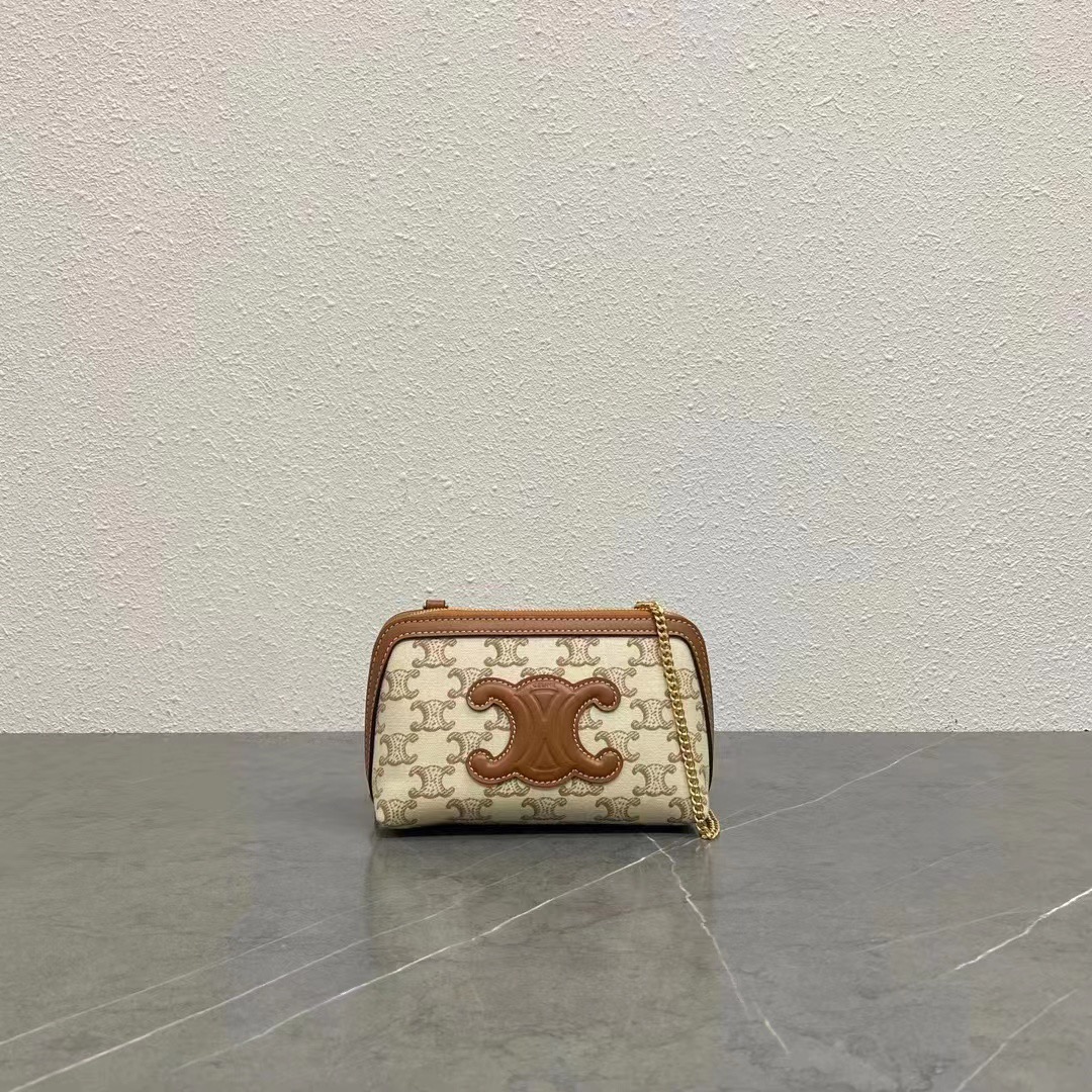 Ce**e pouch-16x11x8cm