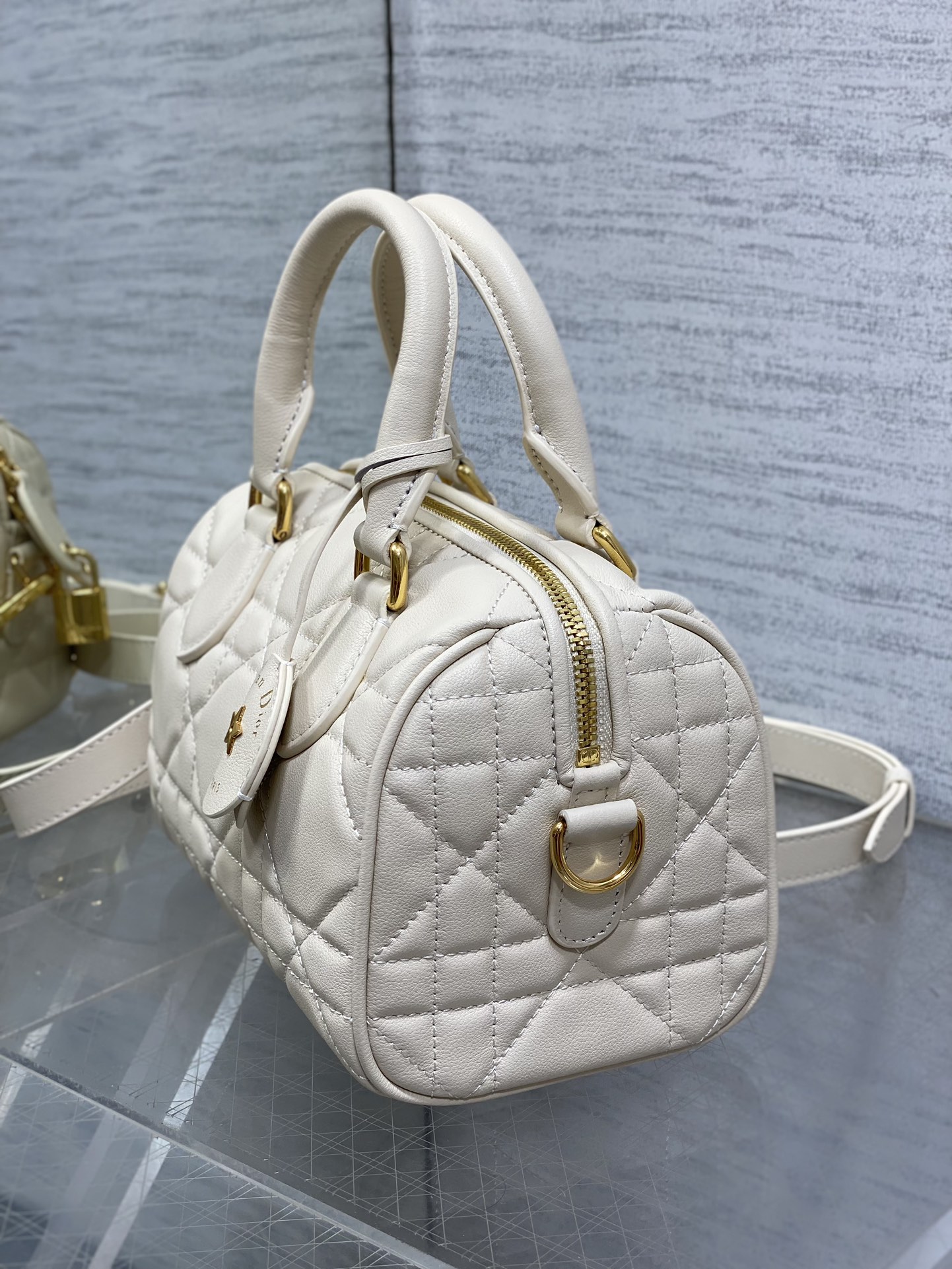 D*or groove bag-20.5*13.5*12cm