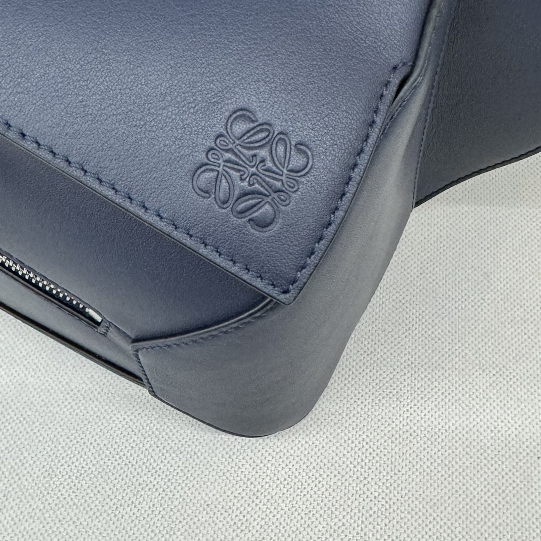 L0ew* puzzle waist bag-24*16*10.5 cm