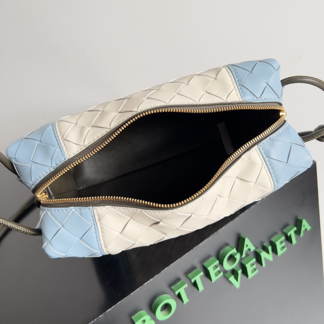 b0tte*a Ven*ta loop bag-22*15.5*9cm