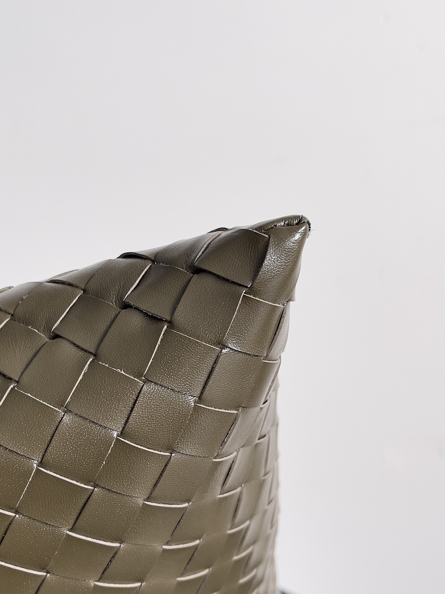 b0tte*a Ven*ta hop bag-53*24*13cm