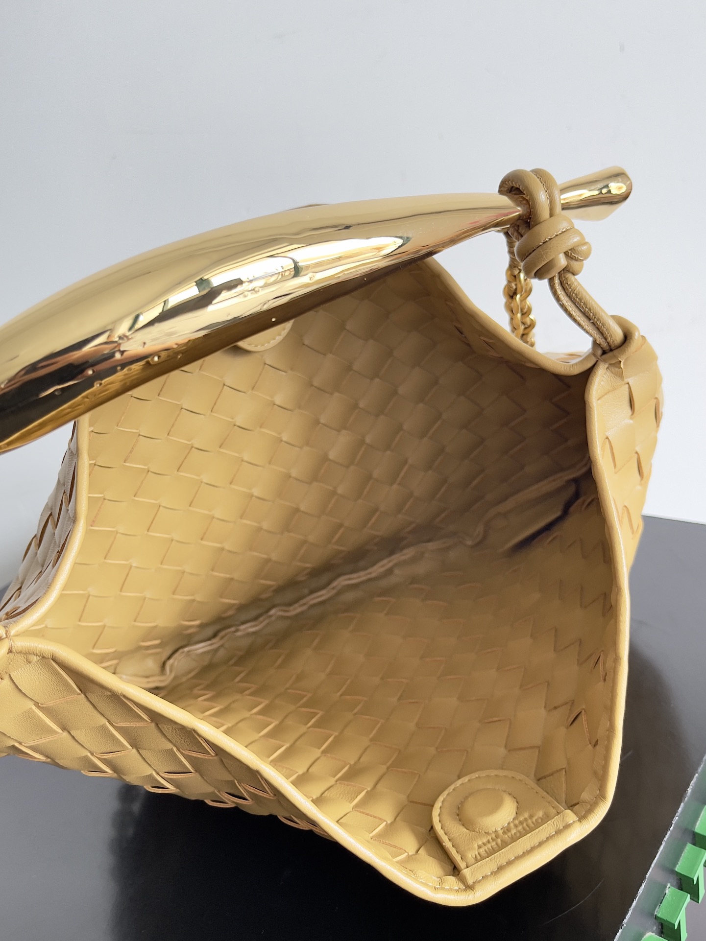 b0tte*a Ven*ta sardine bag-33*20*4cm