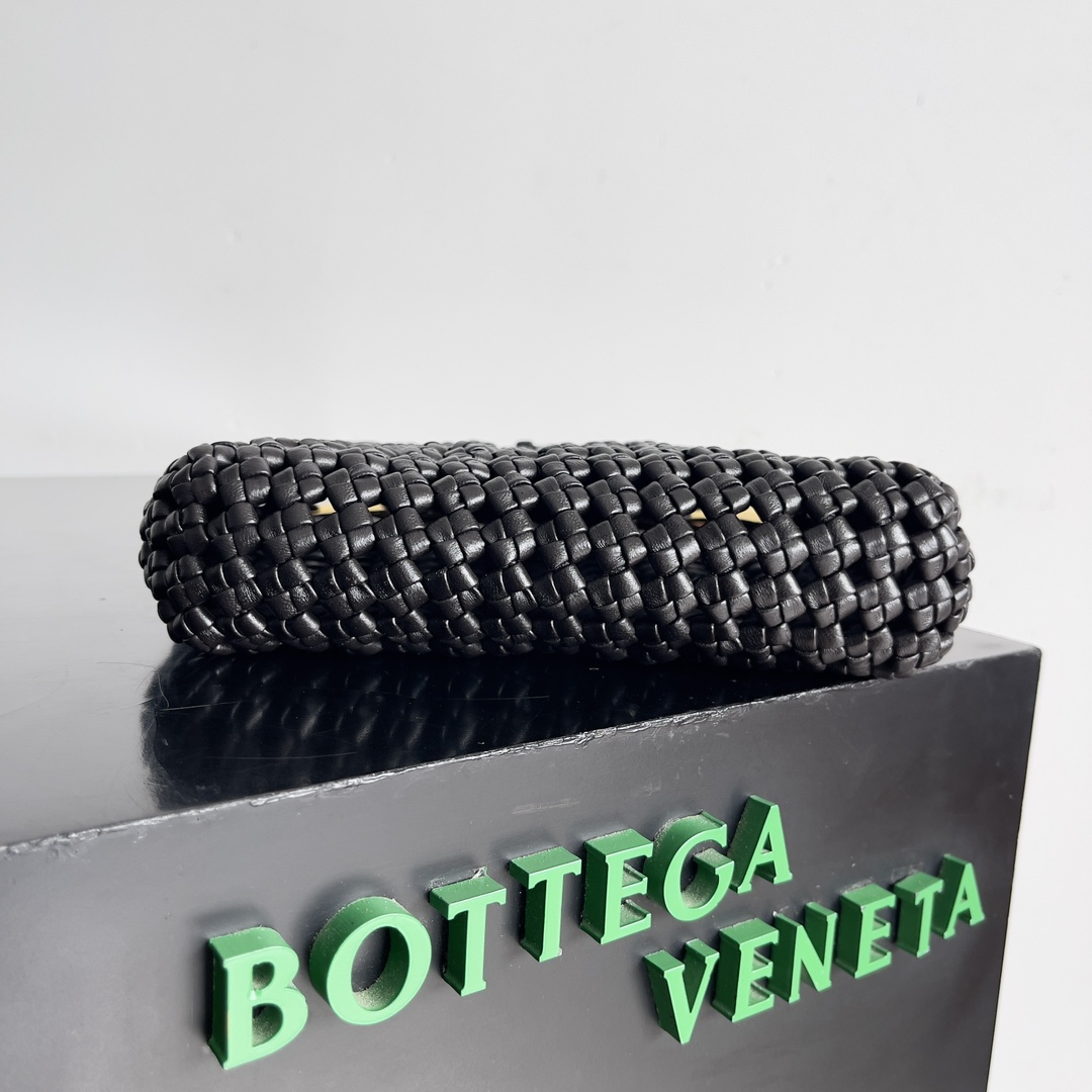 b0tte*a Ven*ta sardine bag-21*6*21cm
