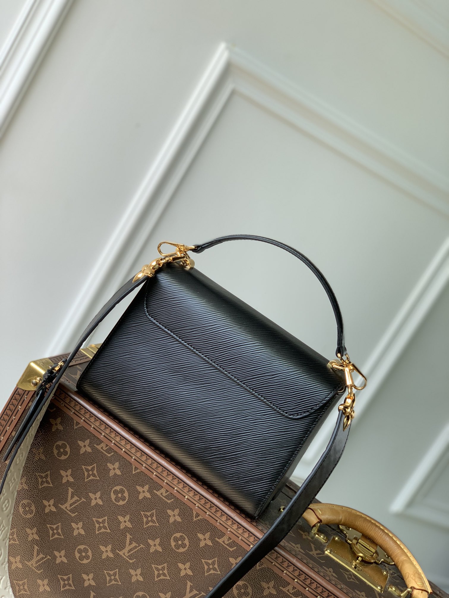l0*is V*t0n twist mm bloom bag-m25360-23*17*9.5cm