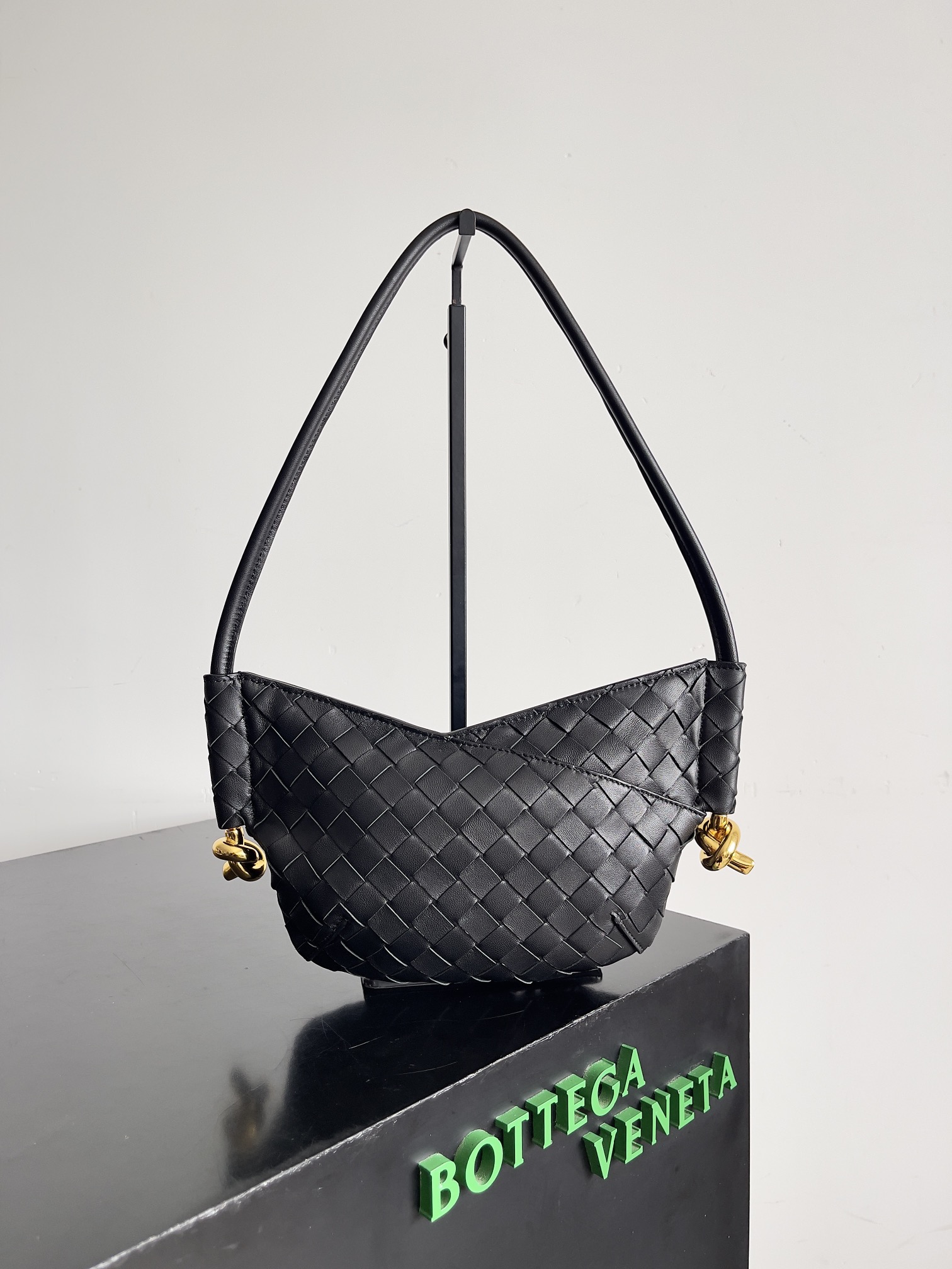 b0tte*a Ven*ta mini solstce bag-28*18*5cm