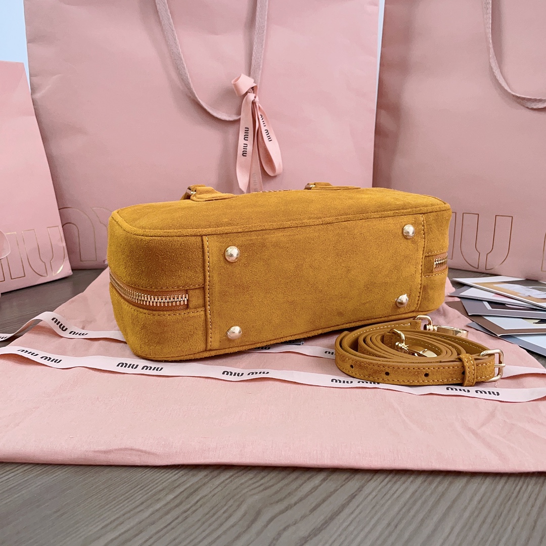 M*um*u top handbags-27x12x9cm