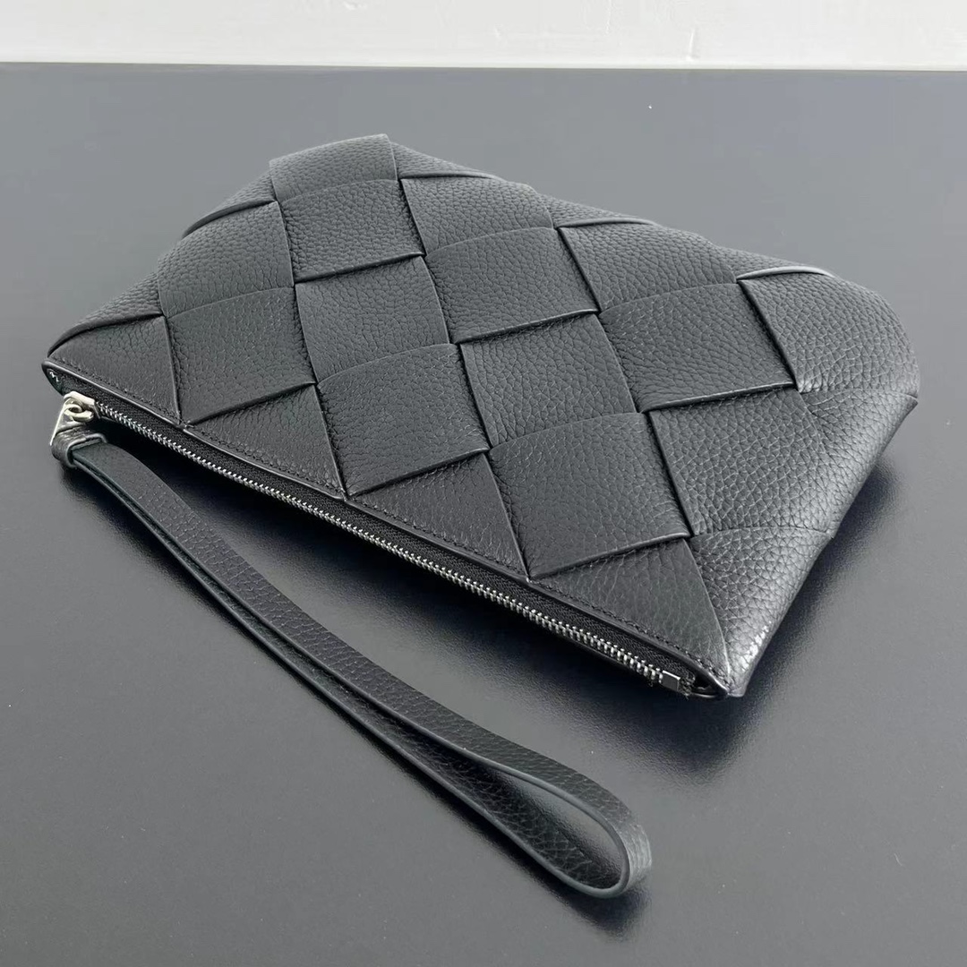 b0tte*a Ven*ta diago pouch-25x16.5x2cm