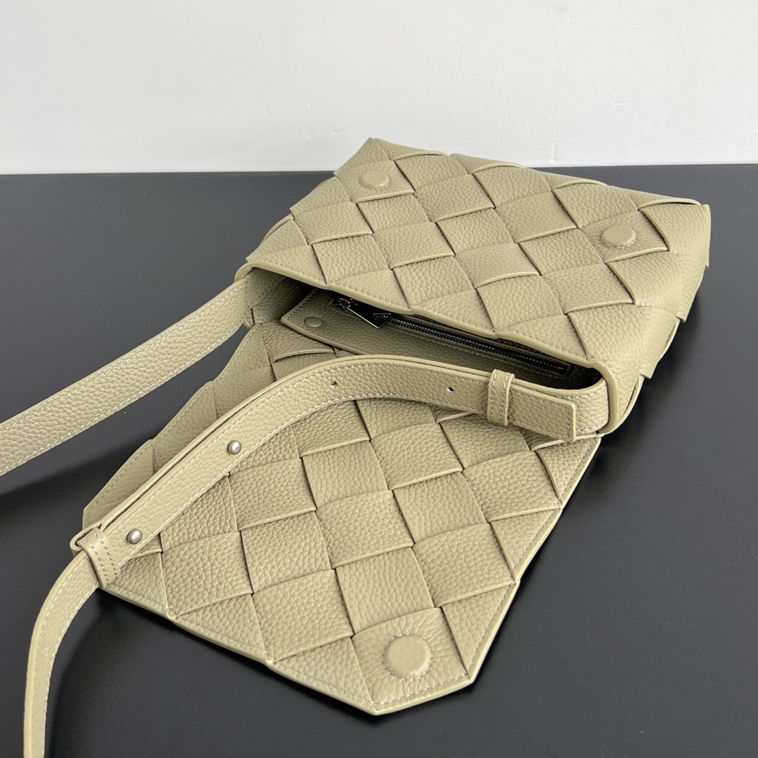 b0tte*a Ven*ta diago crossbody bag-22.5x16.5x5.5cm