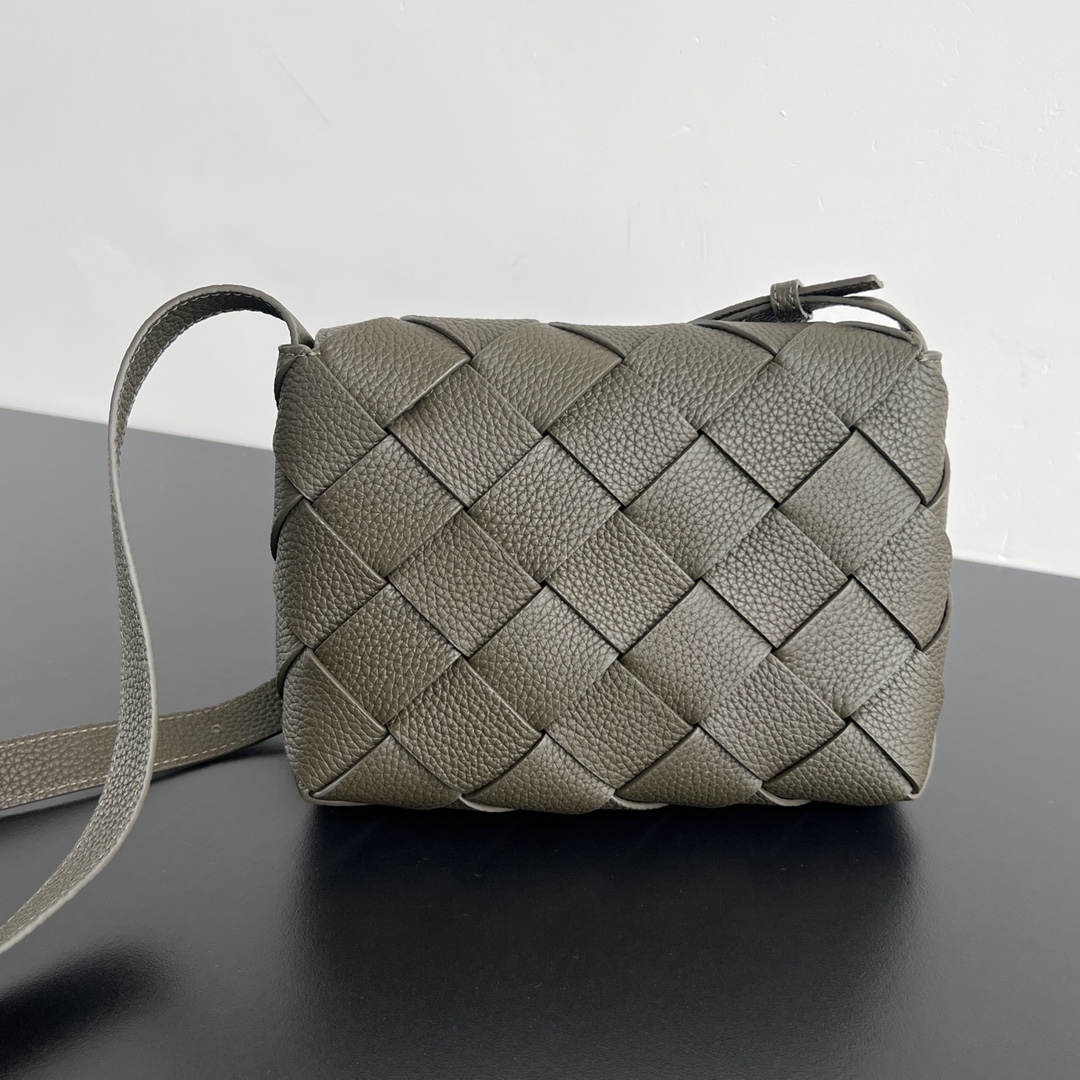 b0tte*a Ven*ta diago crossbody bag-22.5x16.5x5.5cm
