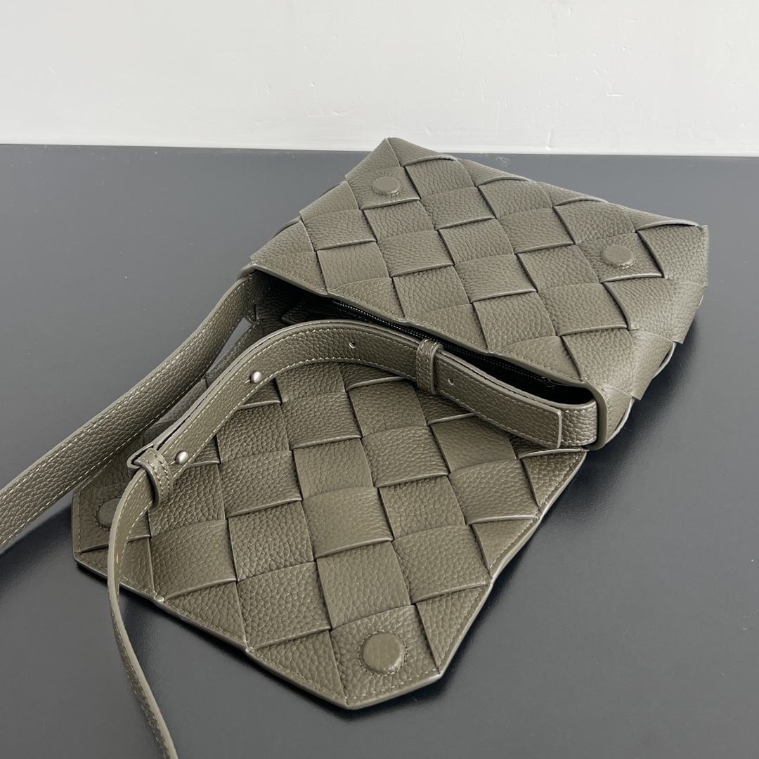 b0tte*a Ven*ta diago crossbody bag-22.5x16.5x5.5cm