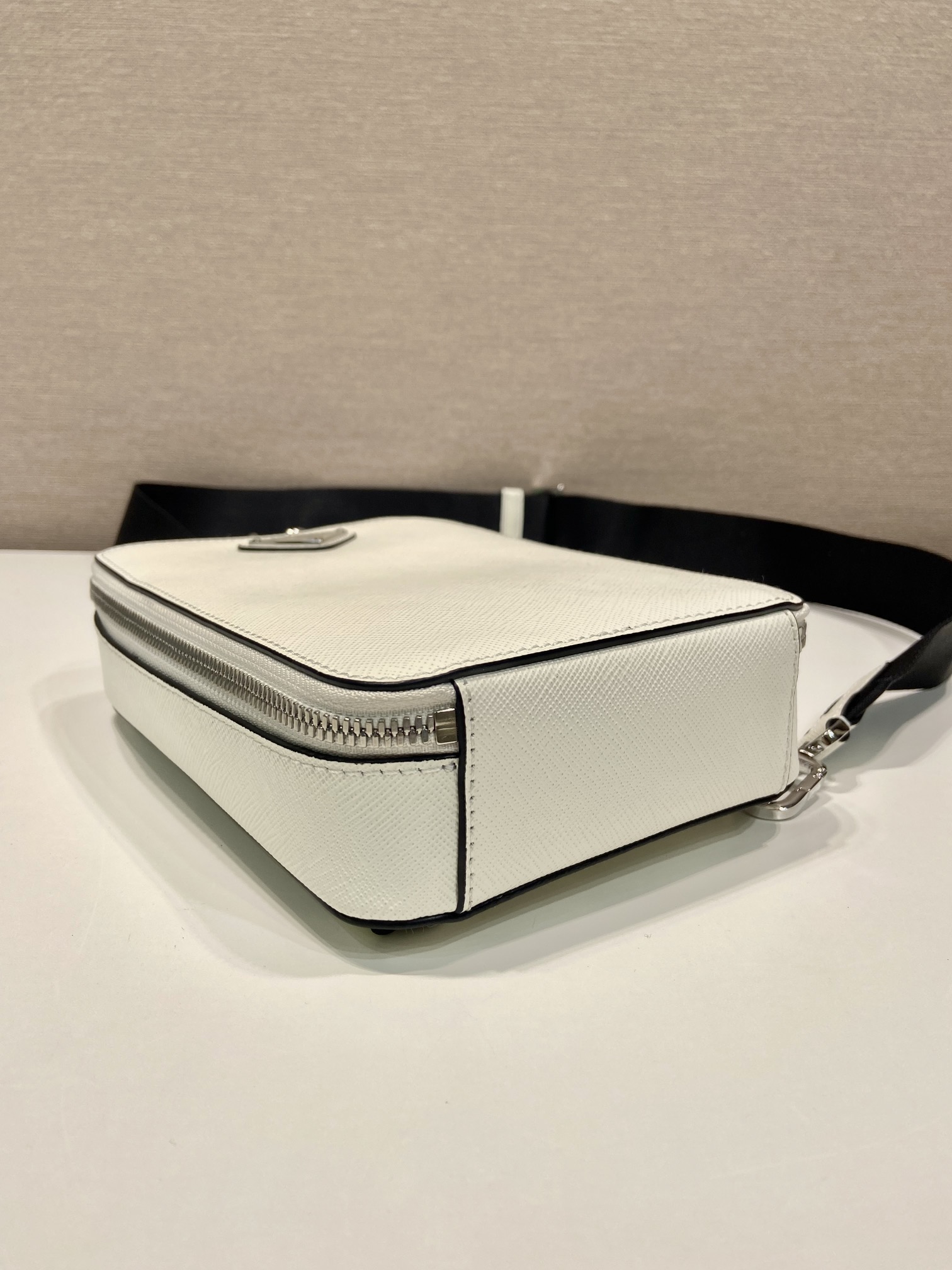 Pra*a 2vz106 Pra*a brique saffiano leather bag-14*20*5cm