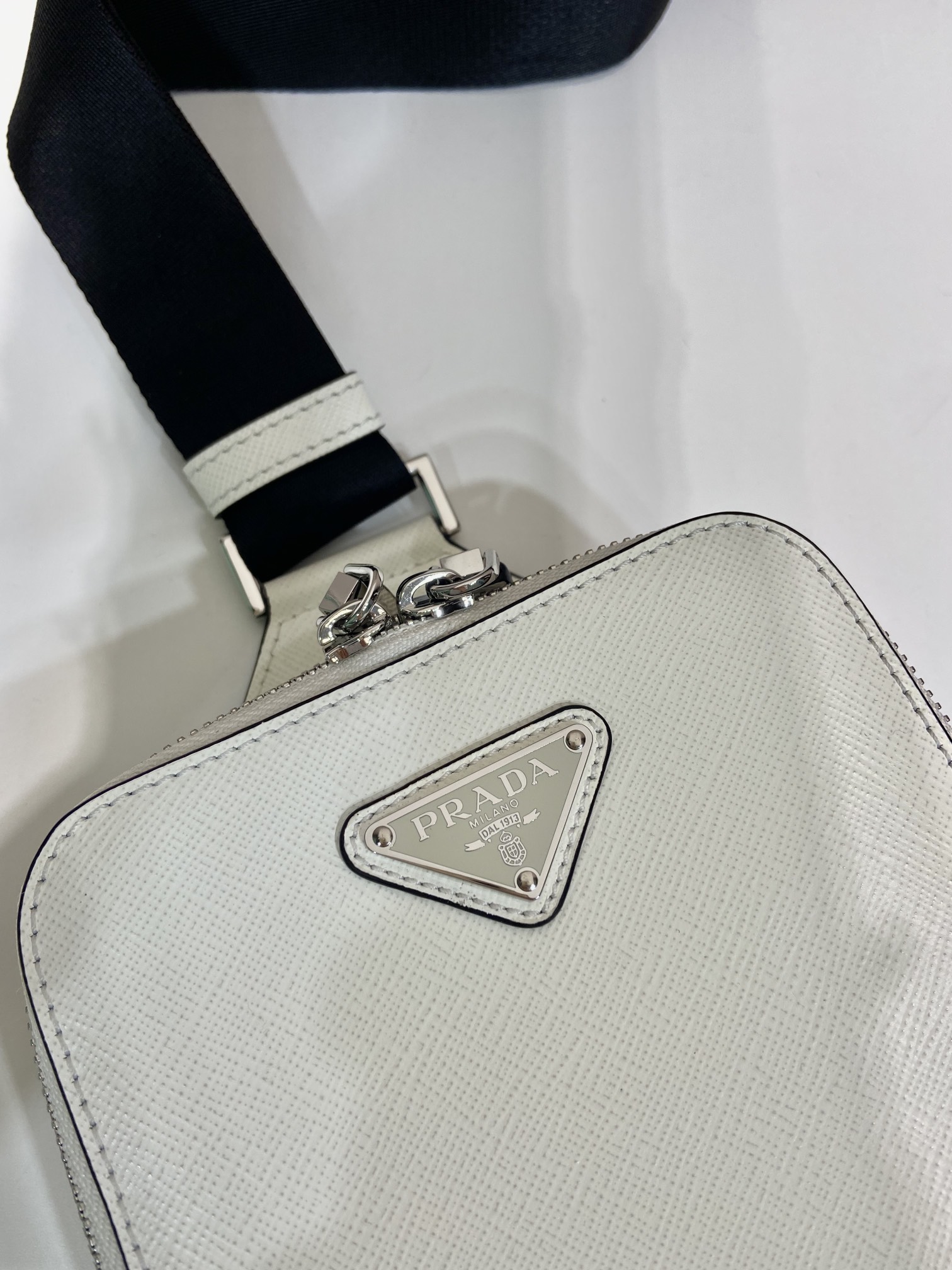 Pra*a 2vz106 Pra*a brique saffiano leather bag-14*20*5cm