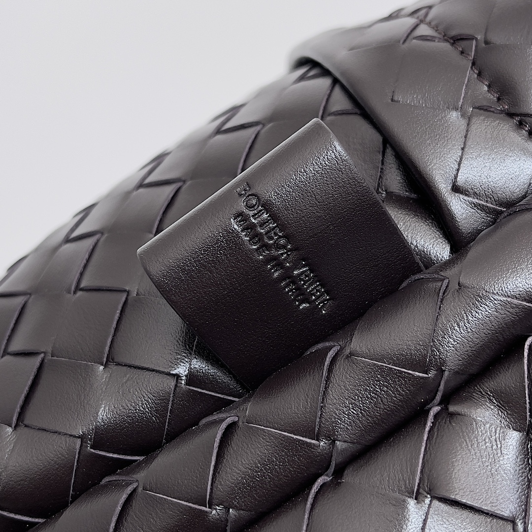 b0tte*a Ven*ta backpack-46.5*14*30cm