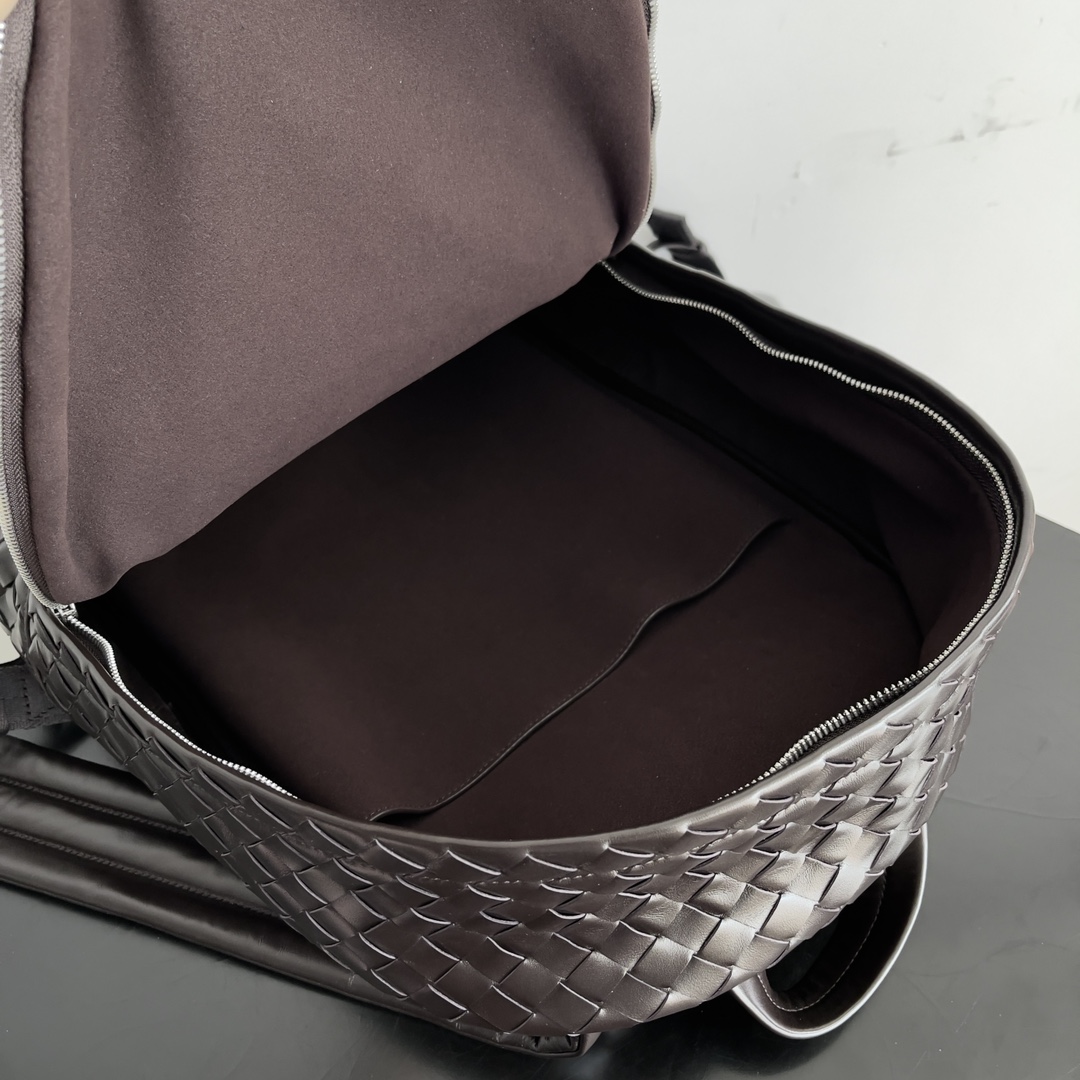 b0tte*a Ven*ta backpack-46.5*14*30cm